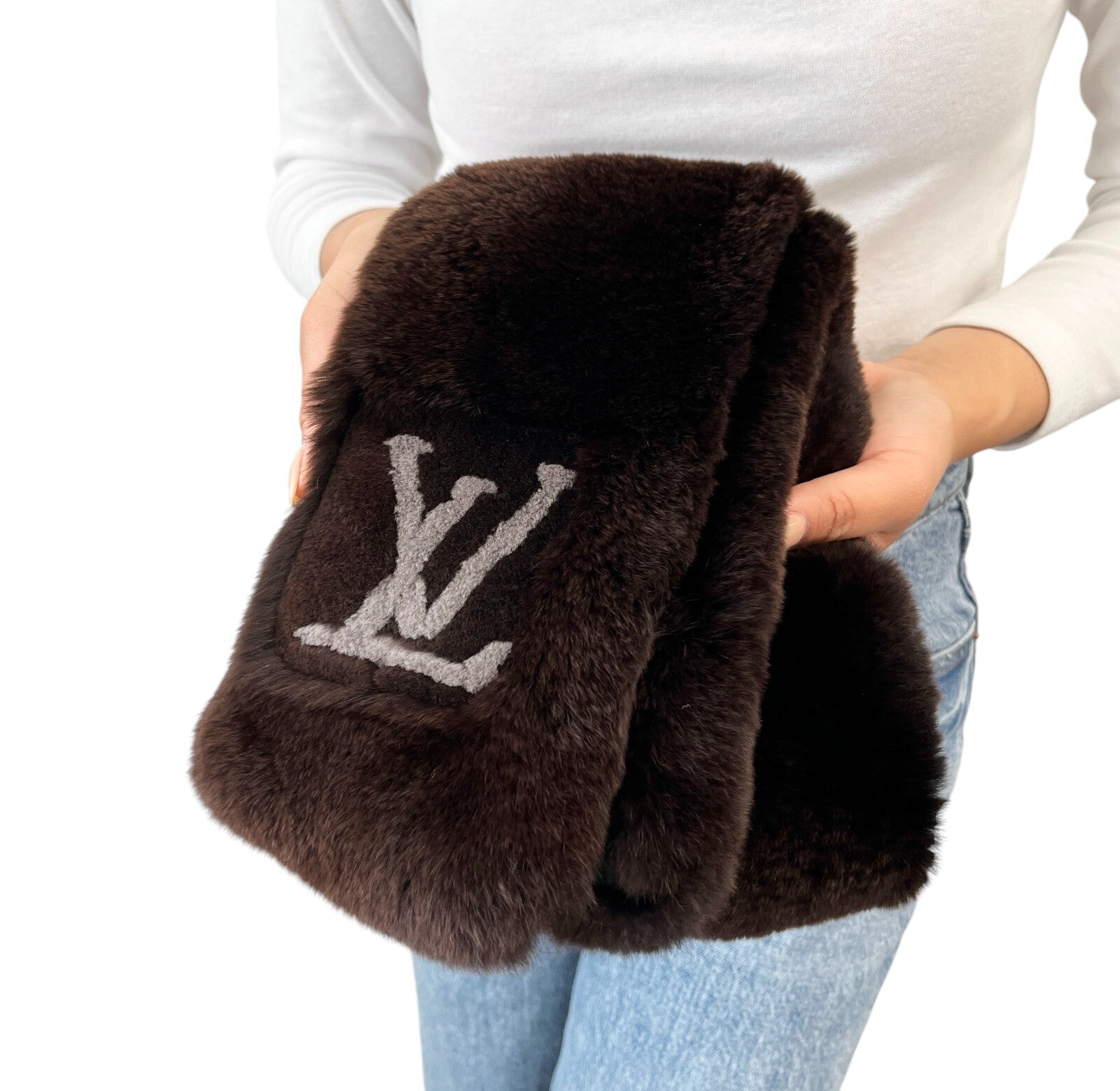 LOUIS VUITTON Vintage LV Logo Muffler Scarf Brown Gray Rabbit Fur Wool