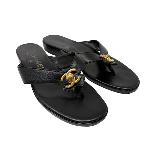 CHANEL Vintage Turnlock CC Logo Flat Thong Sandals #38 Black Leather 902405
