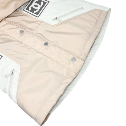 CHANEL Sport Vintage 01A CC Logo Puffer Ski Jacket Coat #38 Beige Blue 902810