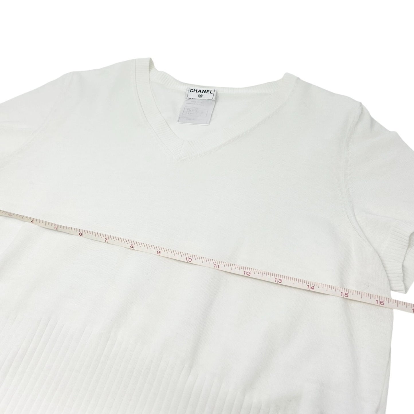 CHANEL Vintage 09C CC Mark Logo T-shirt Top #42 White Cotton V-Neck Rank AB