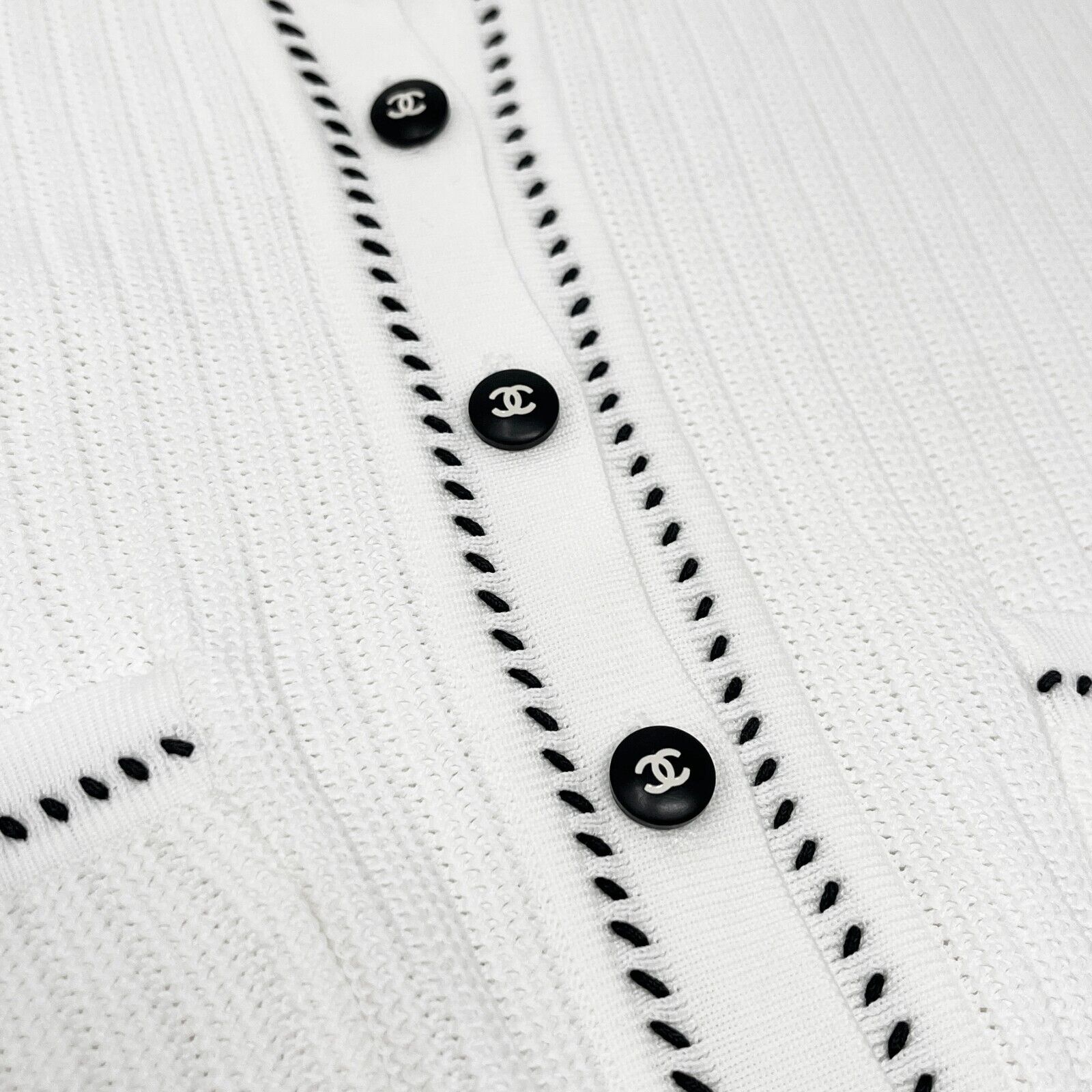 CHANEL Vintage 96P CC Logo Rib Knit Cardigan #38 Top Stitch White Black Cotton
