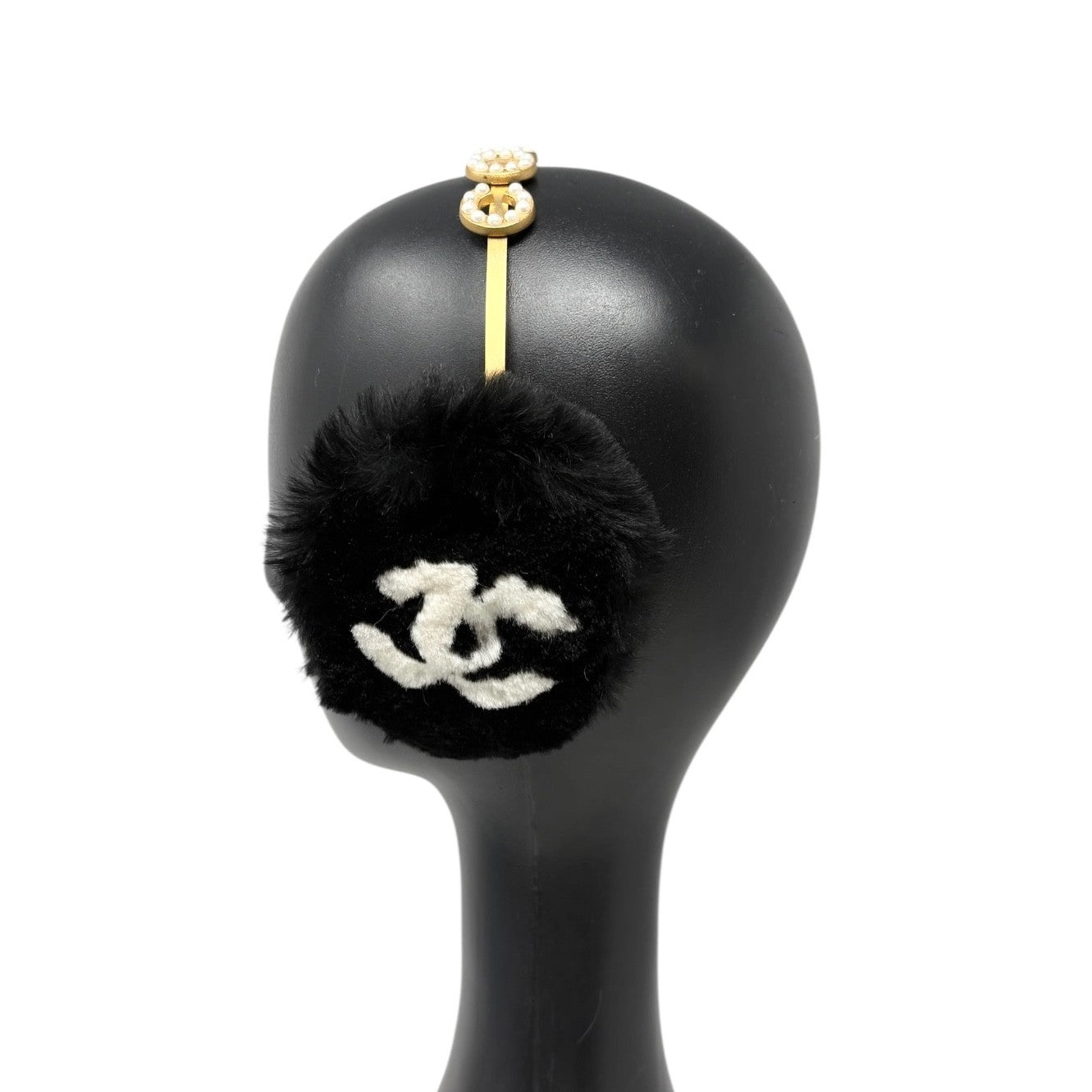 CHANEL Vintage 01A Pearl CC Mark Logo Fur Earmuffs Black Gold White