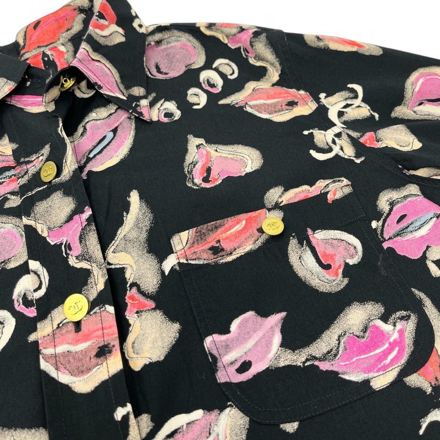 CHANEL Vintage 1995 CC Logo Lip Print Shirt Blouse Top Button Black Pink Cotton