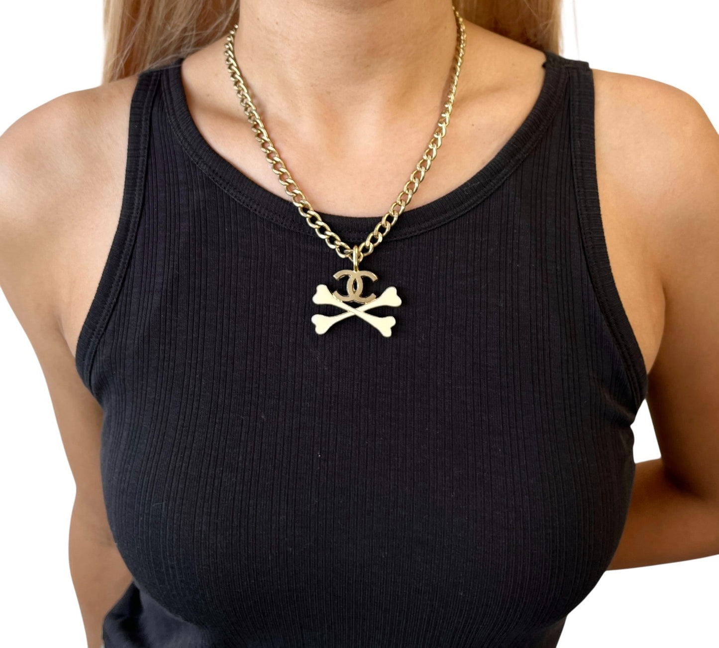 CHANEL Vintage 03P CC Mark Logo Enamel Crossbones Pendant Necklace Gold Metal