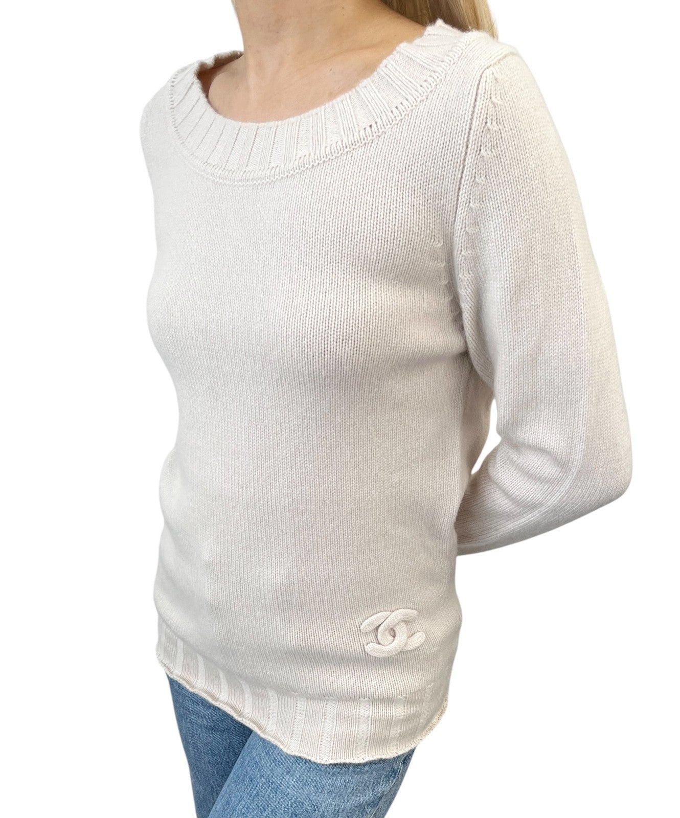 CHANEL Vintage P44576 CC Logo Cashmere Knit Sweater Top #34 Beige Ivory 901966