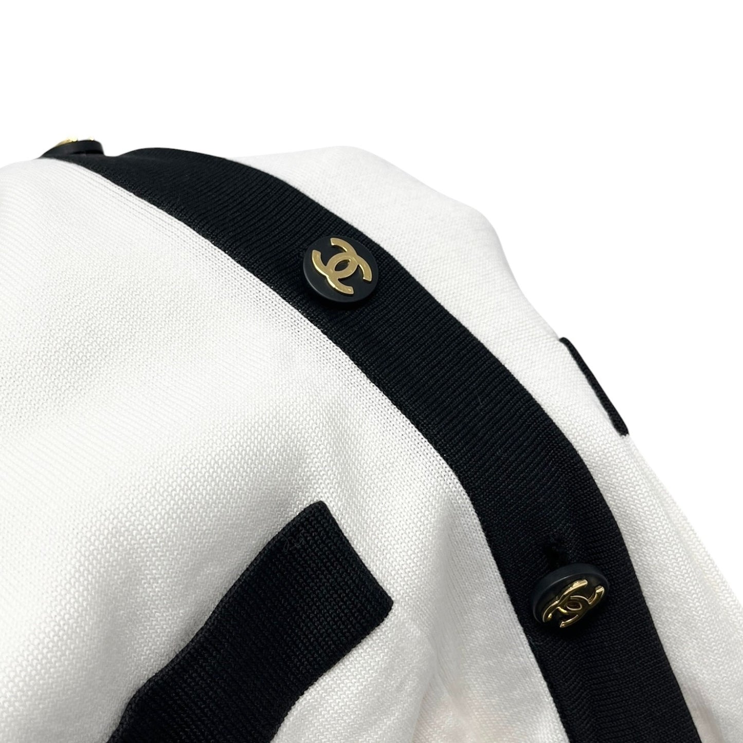CHANEL Vintage CC Logo Button Cardigan Sweater Top #34 White Black 106908