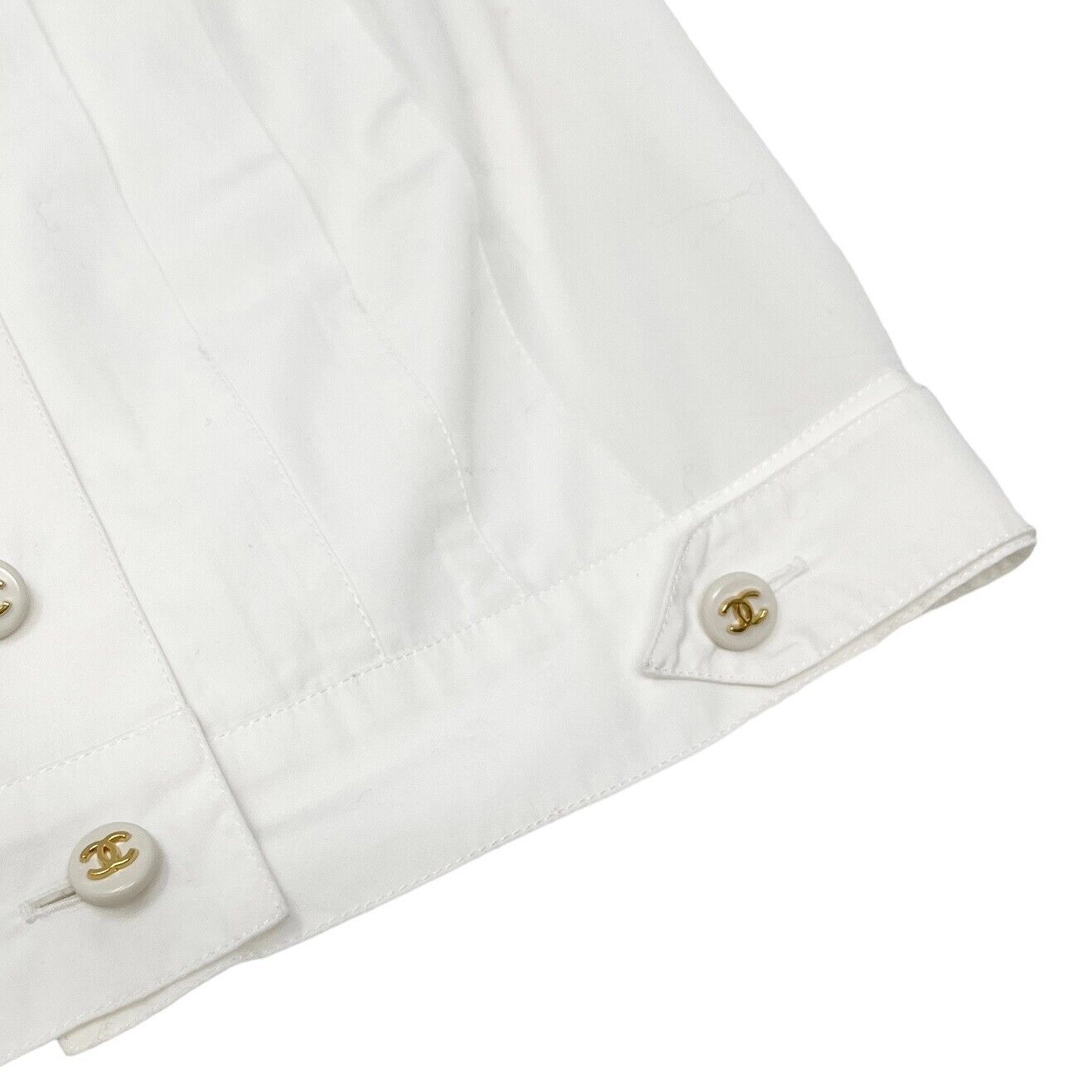 CHANEL Vintage CC Mark Button Cropped Shirt Top White Gold Cotton Rank AB+
