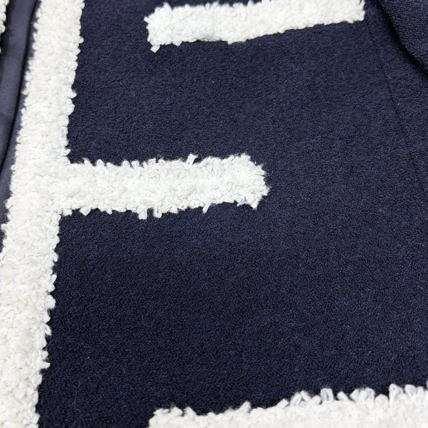 CHANEL Vintage CC Logo Button Tweed Jacket Blue White Wool Silk 106914