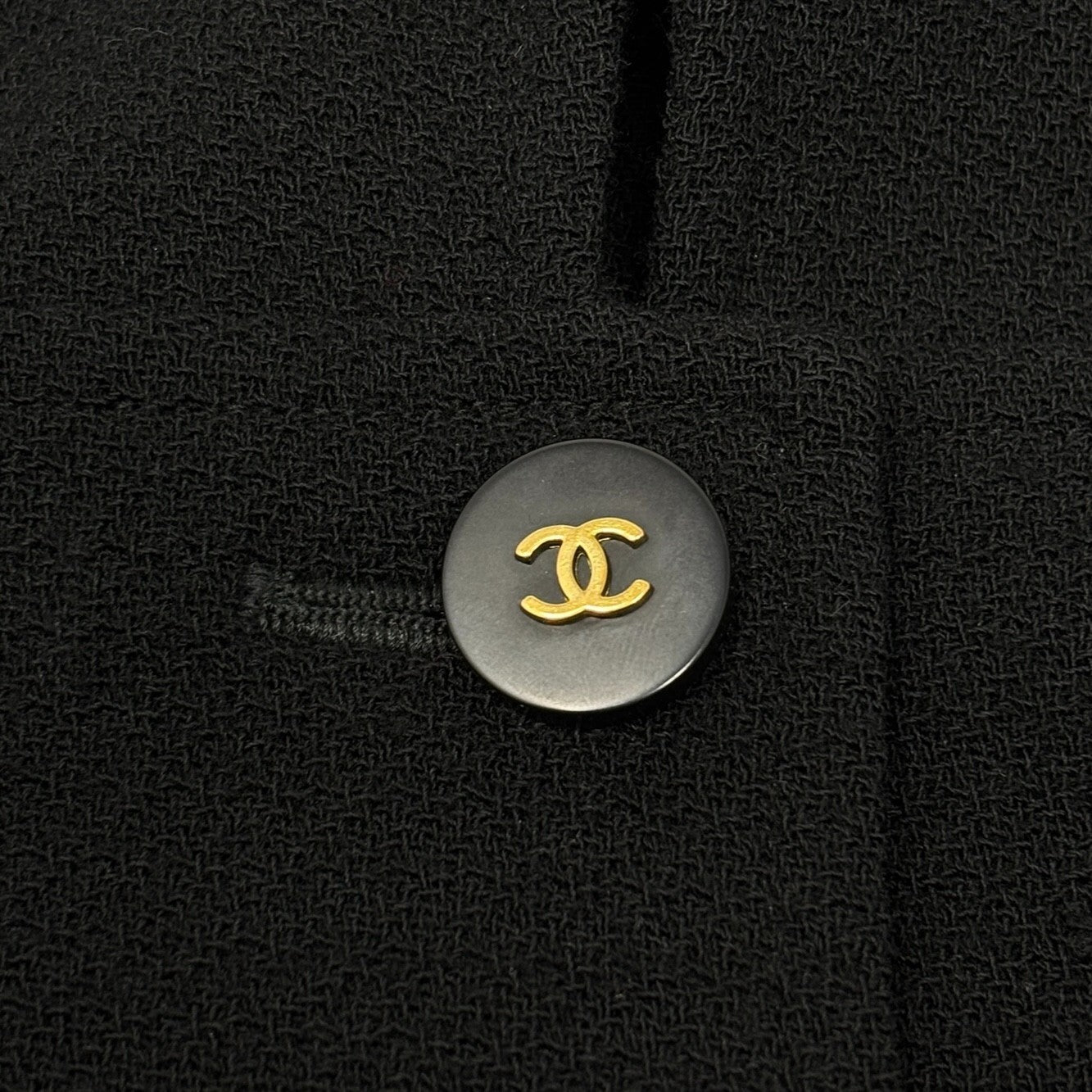 CHANEL Vintage 94P CC Logo Long Sleeve Jacket #40 Black Gold Wool Button