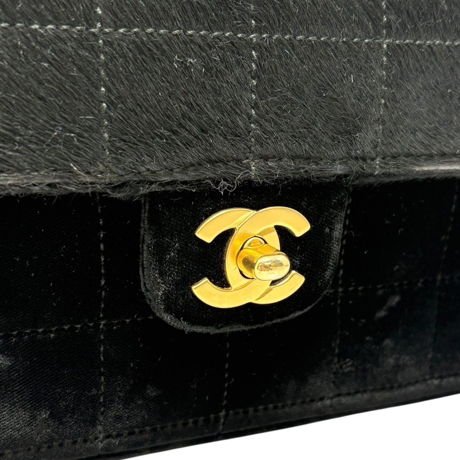 CHANEL Vintage CC Chocolate Bar Flap Pony Calf Hair Shoulder Bag Black Gold