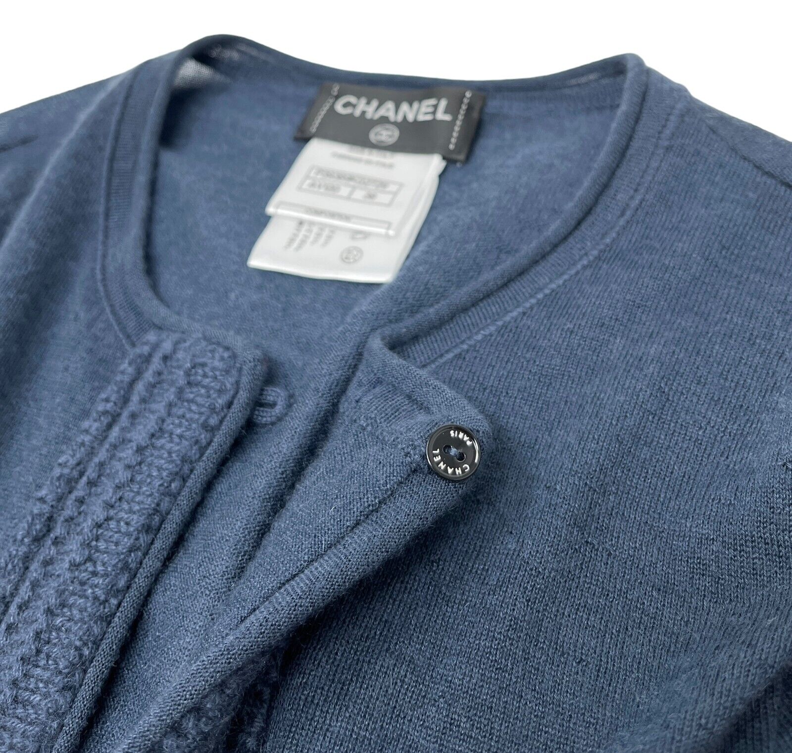 CHANEL Vintage P39389 CC Logo Cardigan #38 Knit Cashmere Navy Rank AB