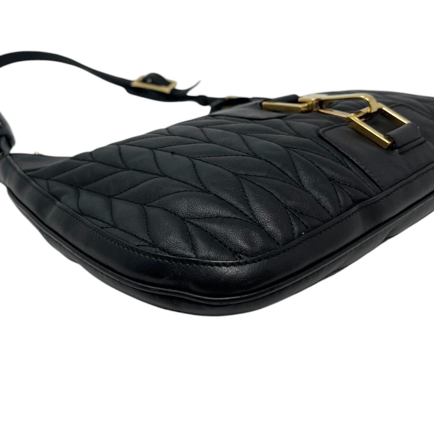 GUCCI Vintage Logo Quilted Hobo Shoulder Bag Black Gold Leather Zip 106546