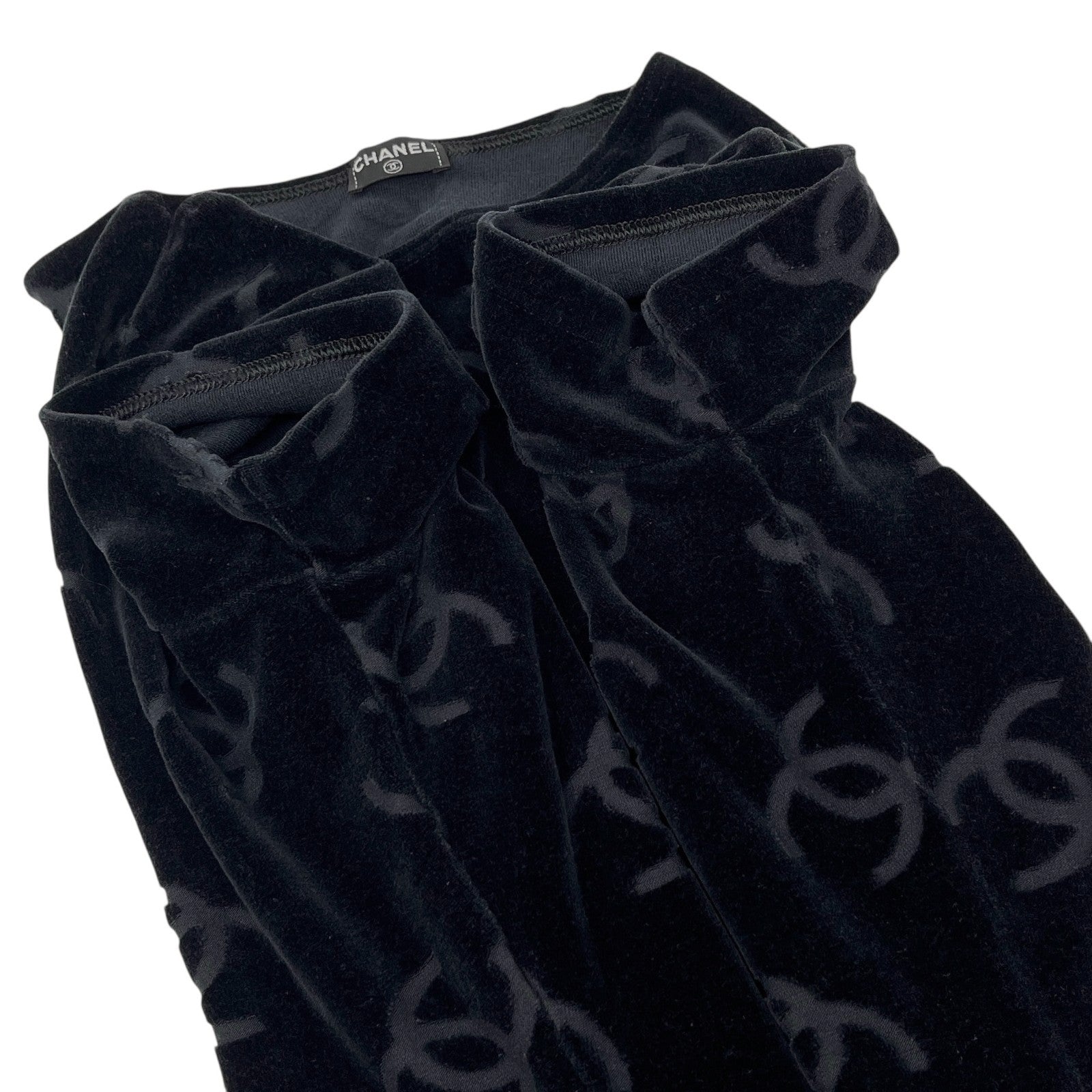 CHANEL Vintage 1996 CC Logo Monogram Velour T-shirt Top #44 Black Cotton
