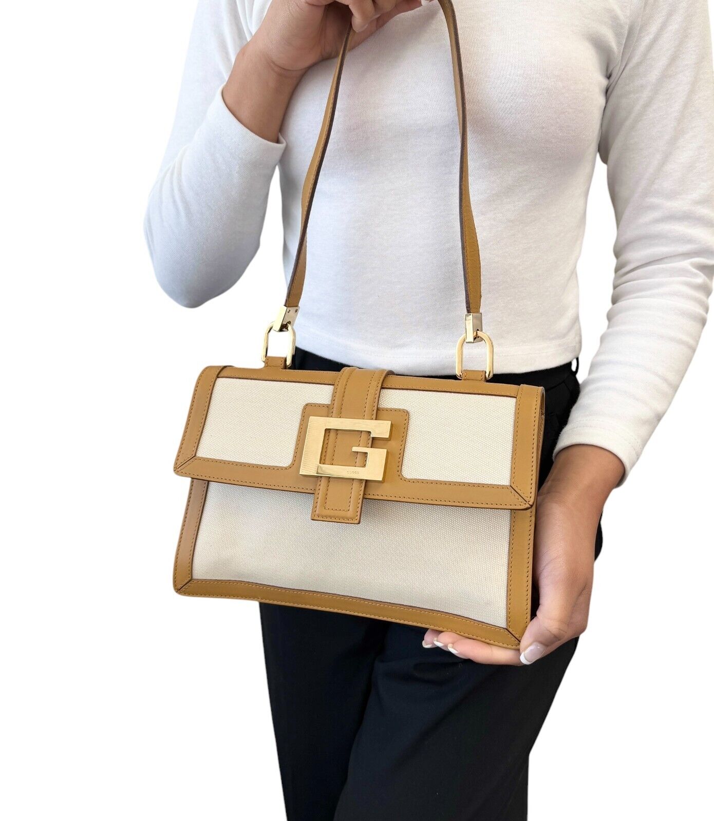 GUCCI Vintage G Square Logo Shoulder Bag Cream Camel Gold Canvas Leather
