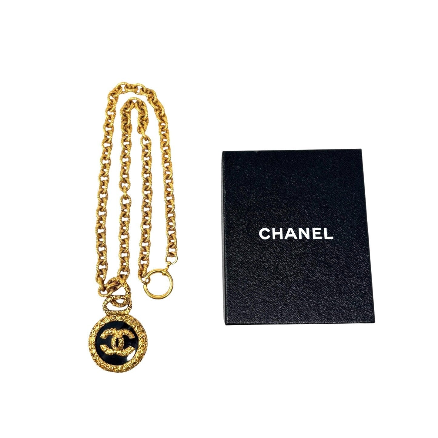 CHANEL Vintage 93A CC Logo Pendant Necklace Chain Gold Black Metal Accessory