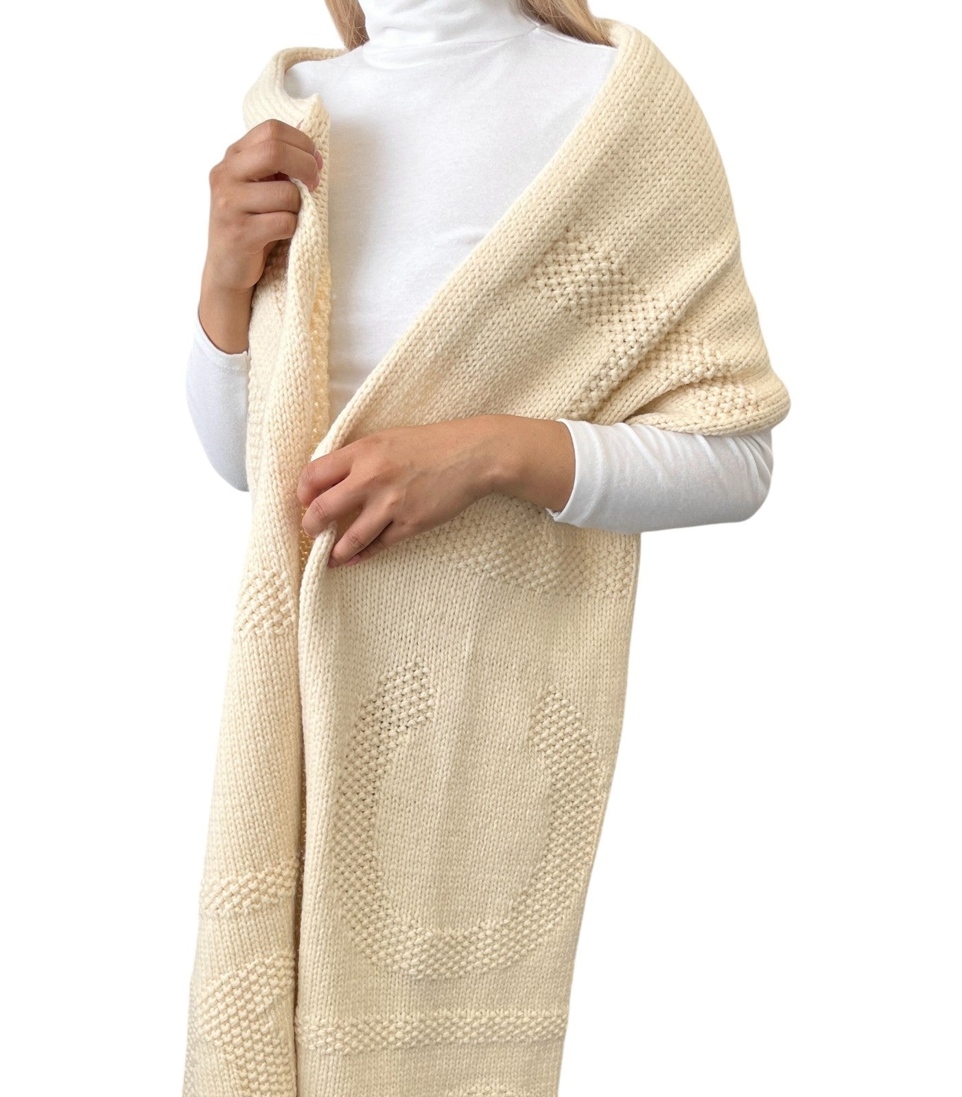 CHANEL Vintage CC Logo Knit Scarf Wrap Accessory Cream Wool Stitch