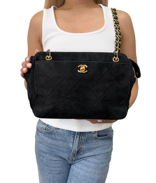 CHANEL Vintage CC Logo Quilted Chain Shoulder Bag Black Gold Suede 901890