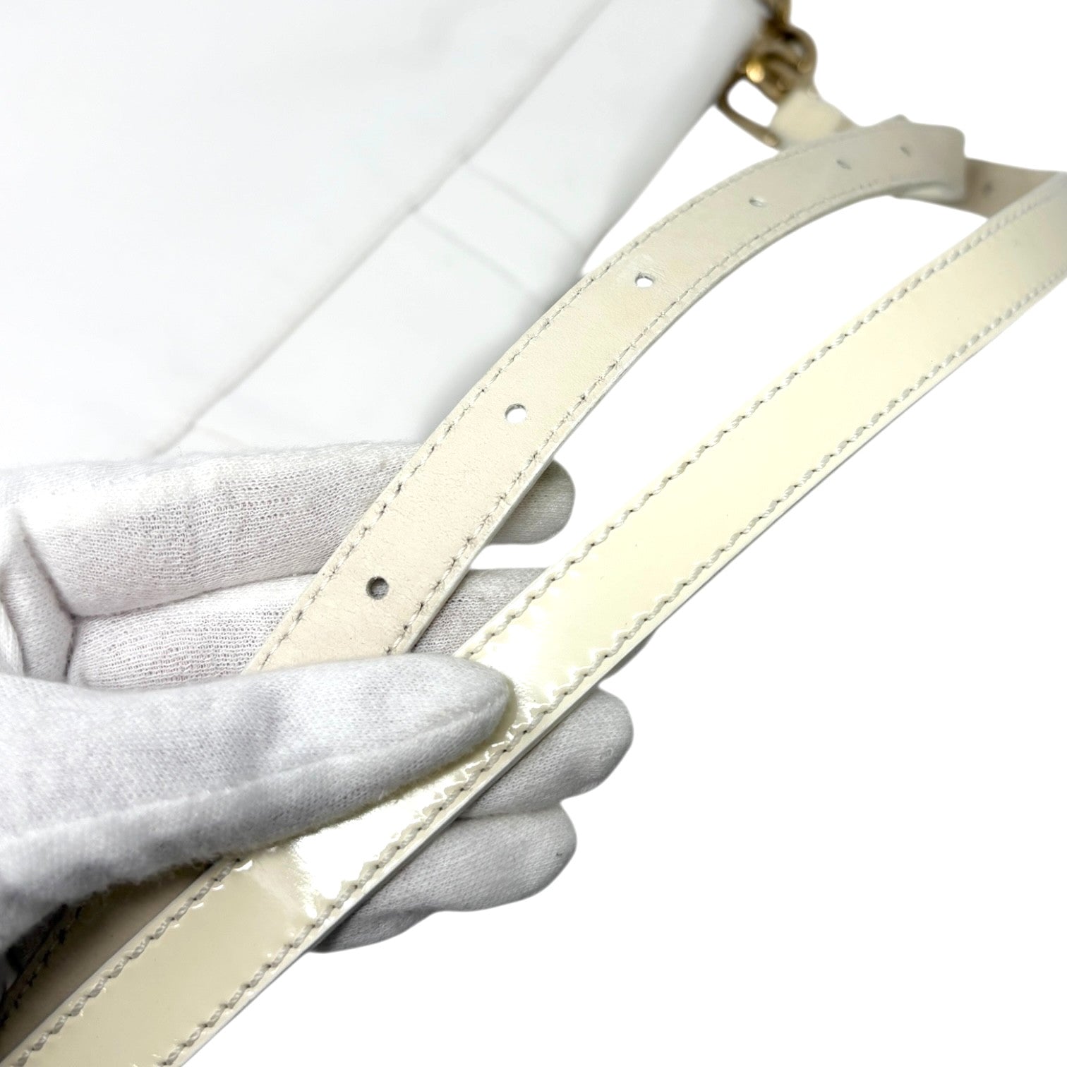 FENDI Vintage FF Logo Mia Mamma Flap Shoulder Bag White Gold Leather Cotton