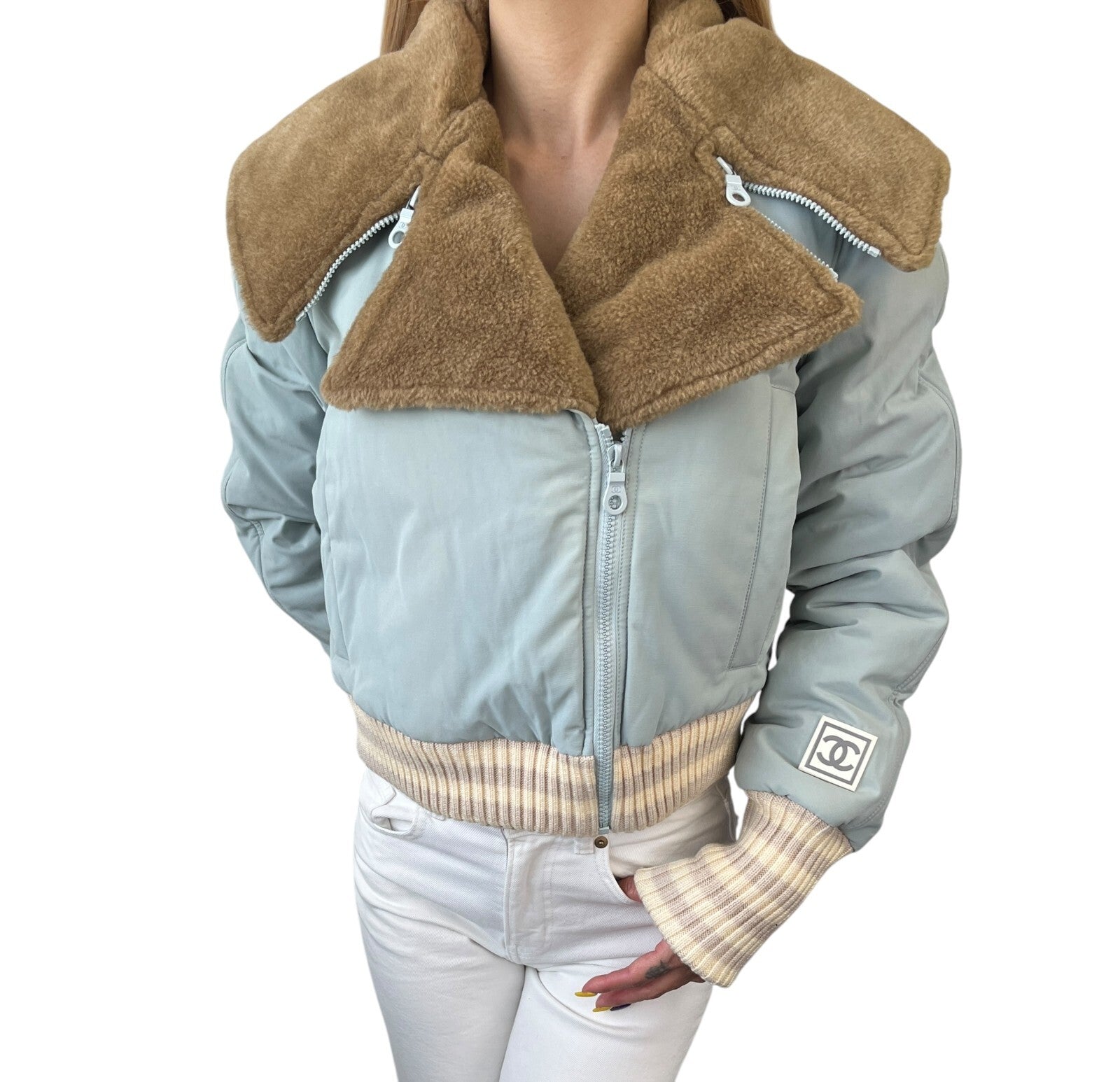 CHANEL Sport Vintage 01A CC Mark Logo Puffer Jacket Blue Cream Polyamide Fur