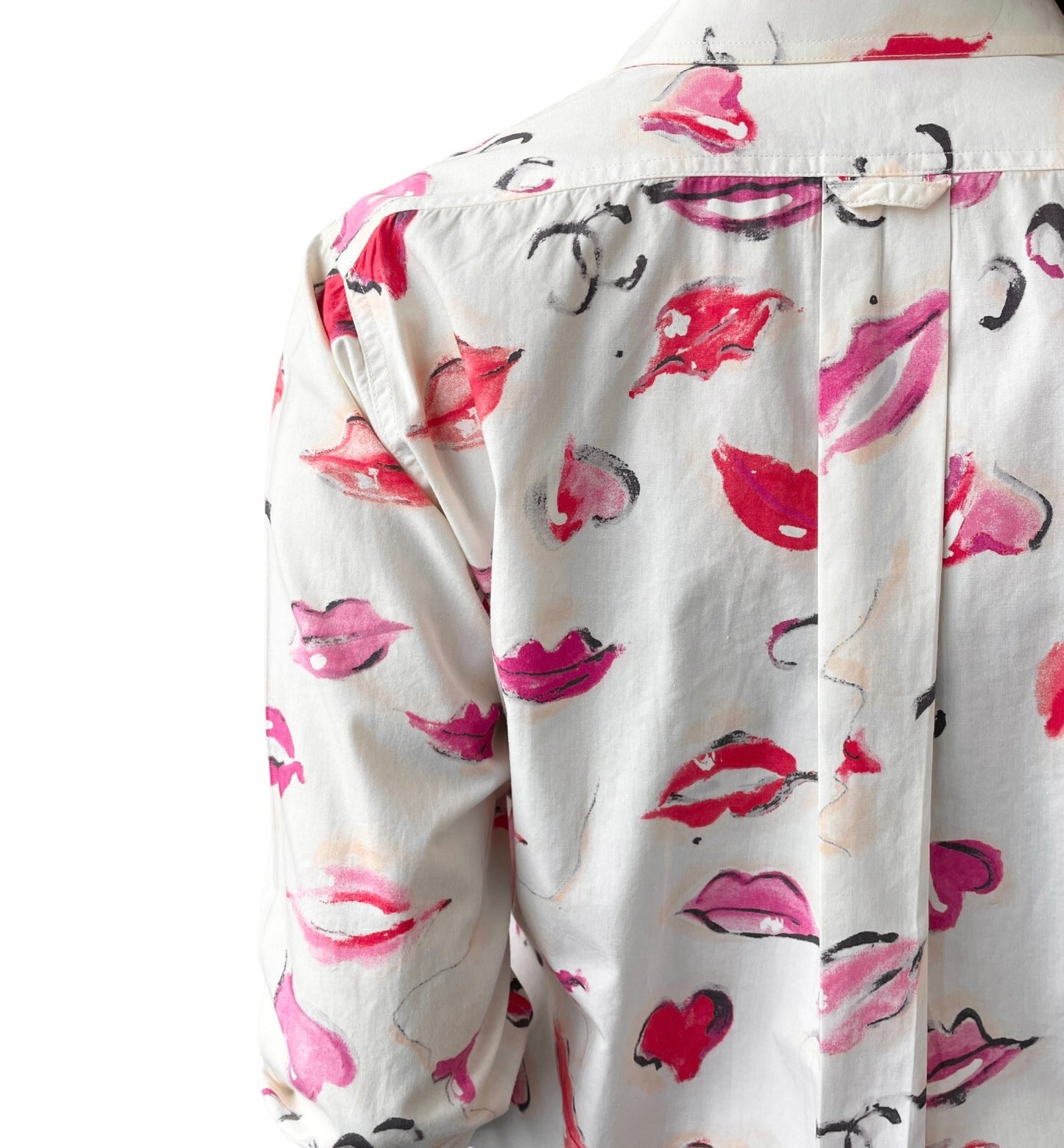 CHANEL Vintage 1995 CC Logo Long Sleeve Shirt Blouse White Button Lip Cotton