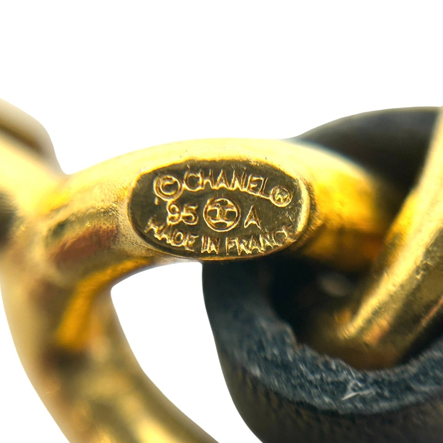 CHANEL Vintage 95A CC Logo Chain Belt Gold Black Leather Metal Star Accessory