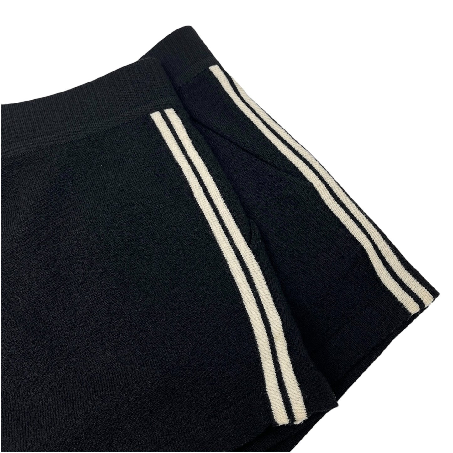 CHANEL Sport Vintage 04A CC Logo Knit Tank Top Shorts Set #42 Black Rank AB+