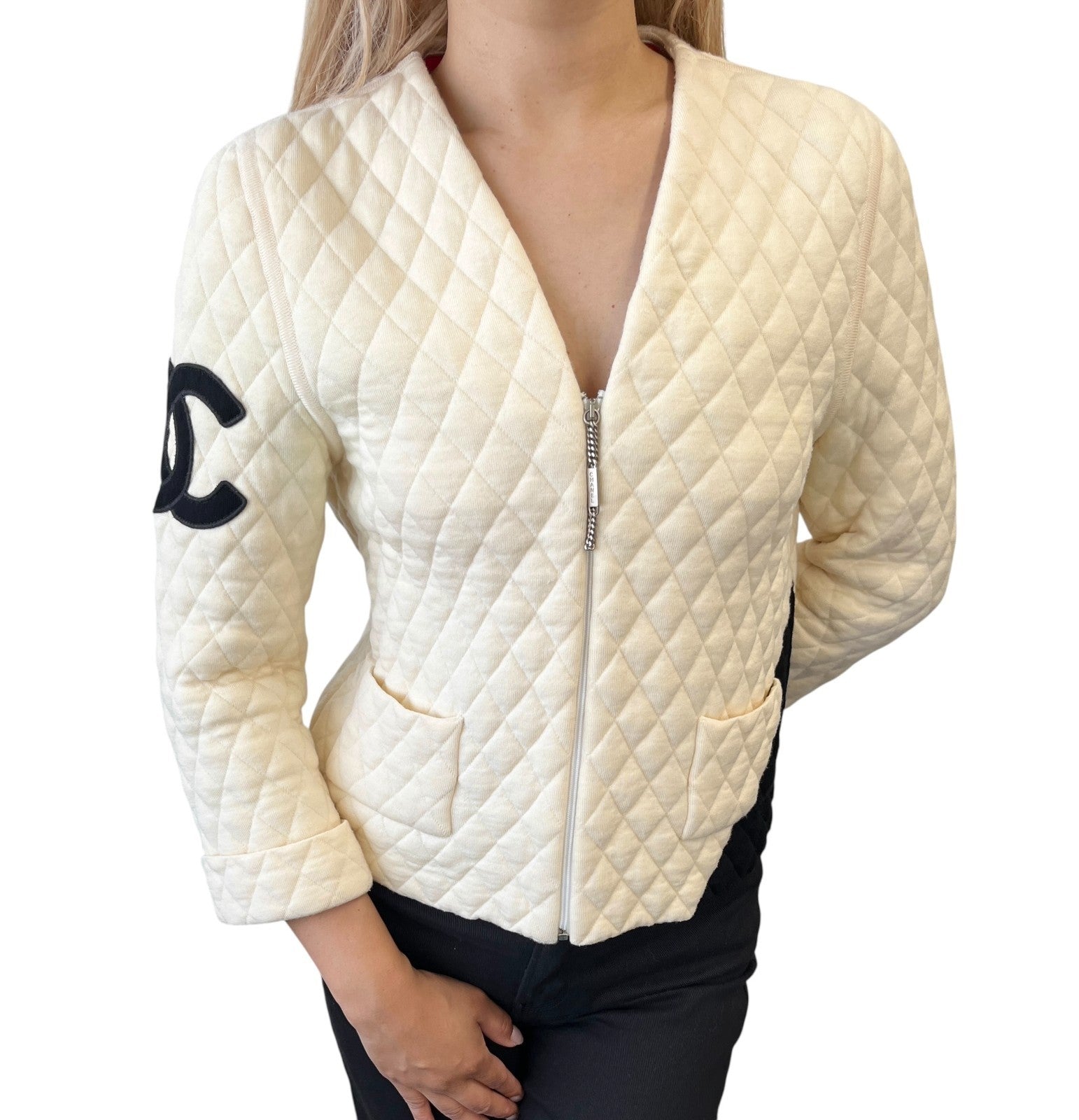 CHANEL Vintage 05A CC Logo Cambon Quilted Jacket #38 Zip Pocket Cream Wool