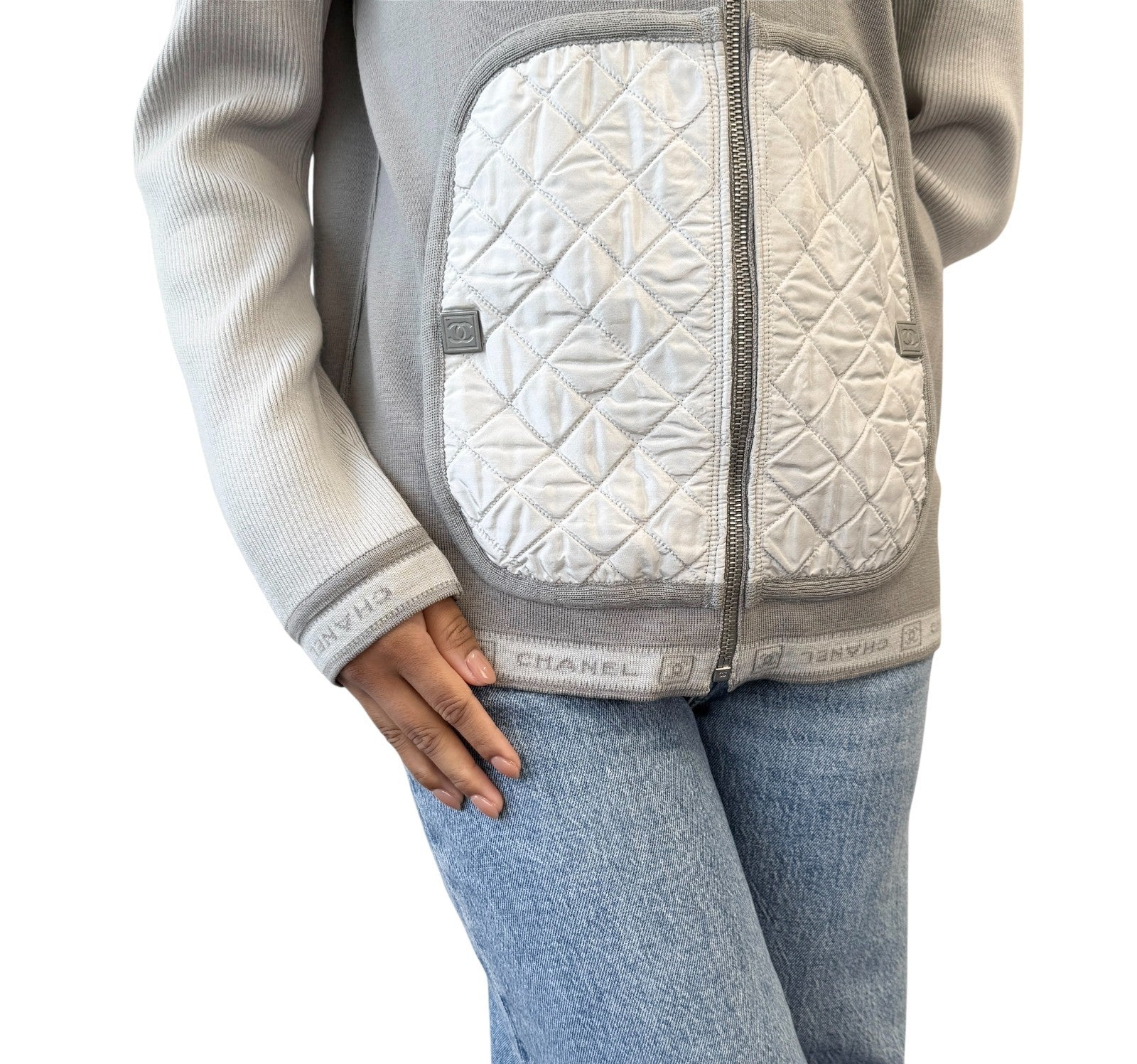 CHANEL Sport Vintage 04P CC Logo Zipped Quilted Jacket Top #44 Gray Silver Wool