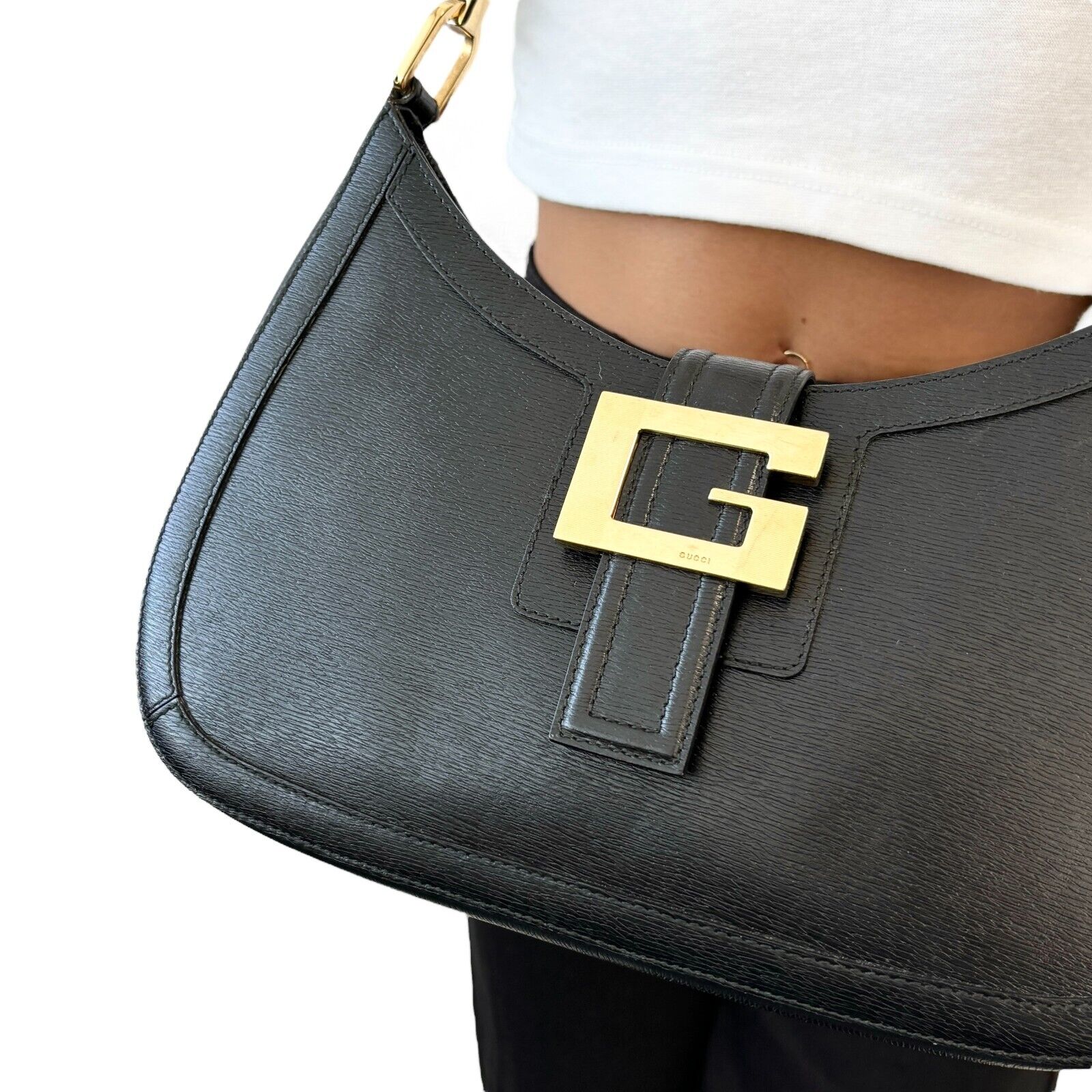 GUCCI Vintage G Square Logo Shoulder Bag Black Gold Magnet Leather Rank AB