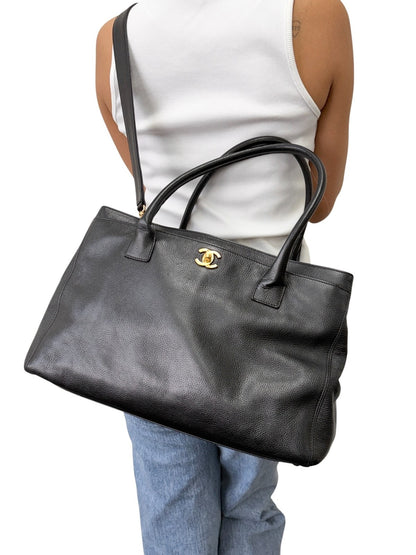 CHANEL CC Turnlock Executive Tote Shoulder Bag Black Gold Leather 902459