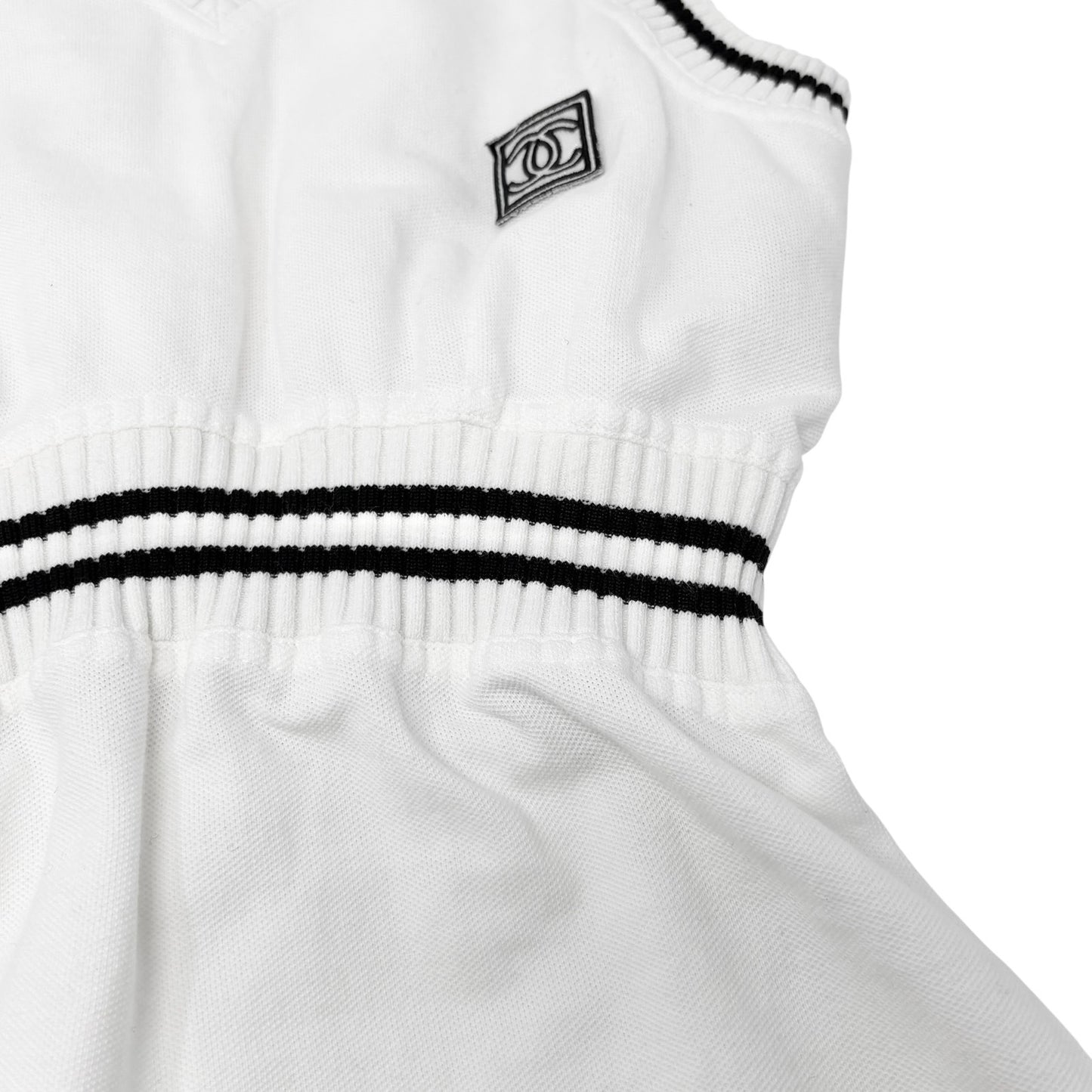 CHANEL Sport Vintage 04S CC Logo Patch Tank Top Tunic #38 White Black Cotton