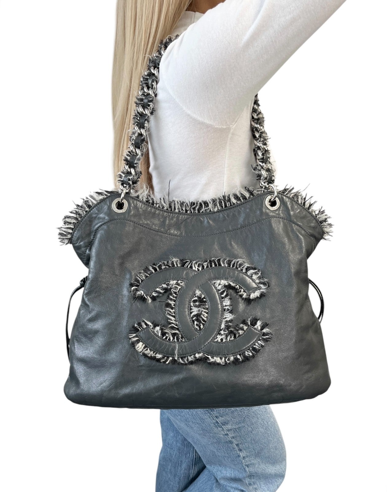 CHANEL Vintage CC Big Logo Funny Tweed Bon Bon Lambskin Shoulder Bag Gray Chain