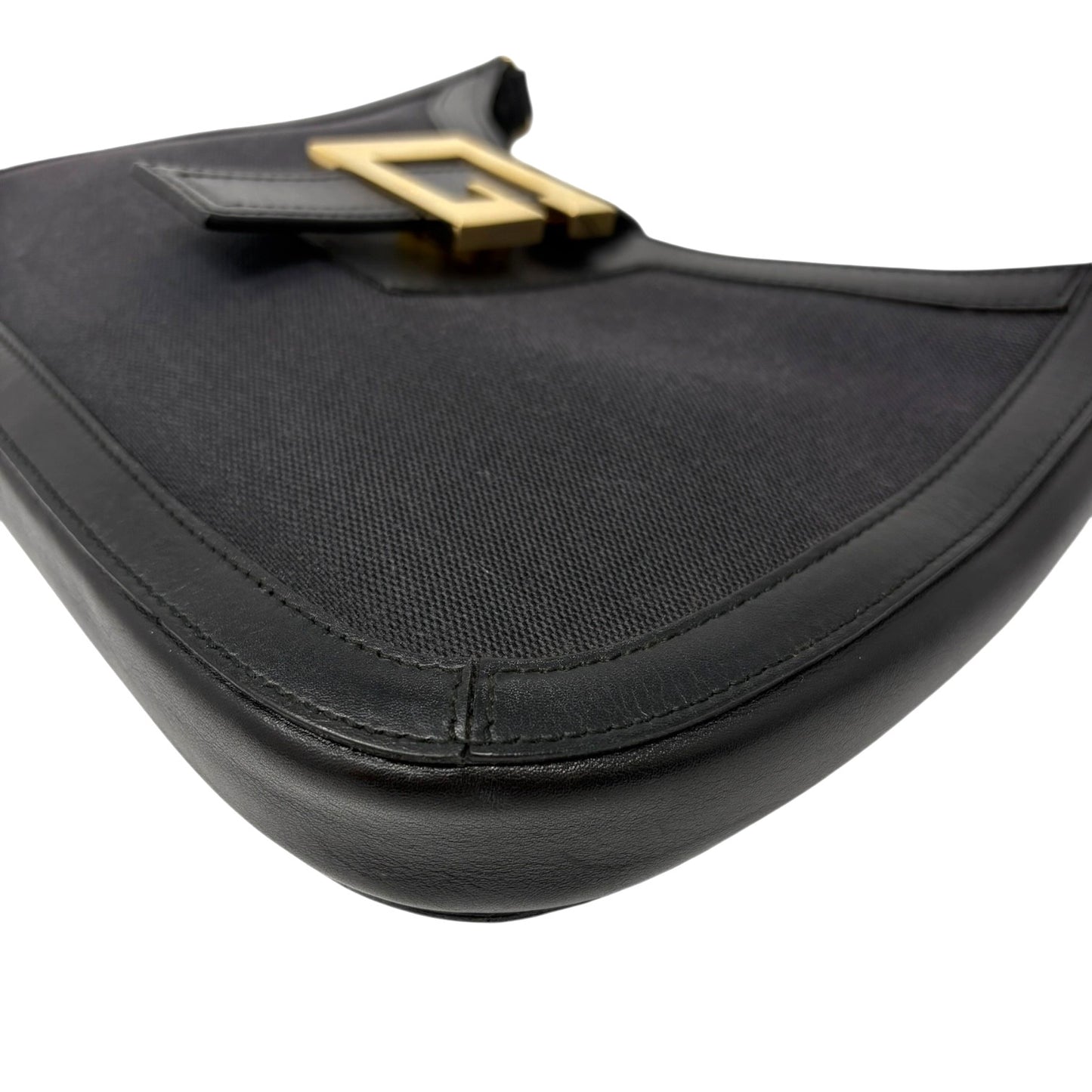 GUCCI Vintage G Buckle Logo Shoulder Bag Black Gold Leather Cotton Magnet