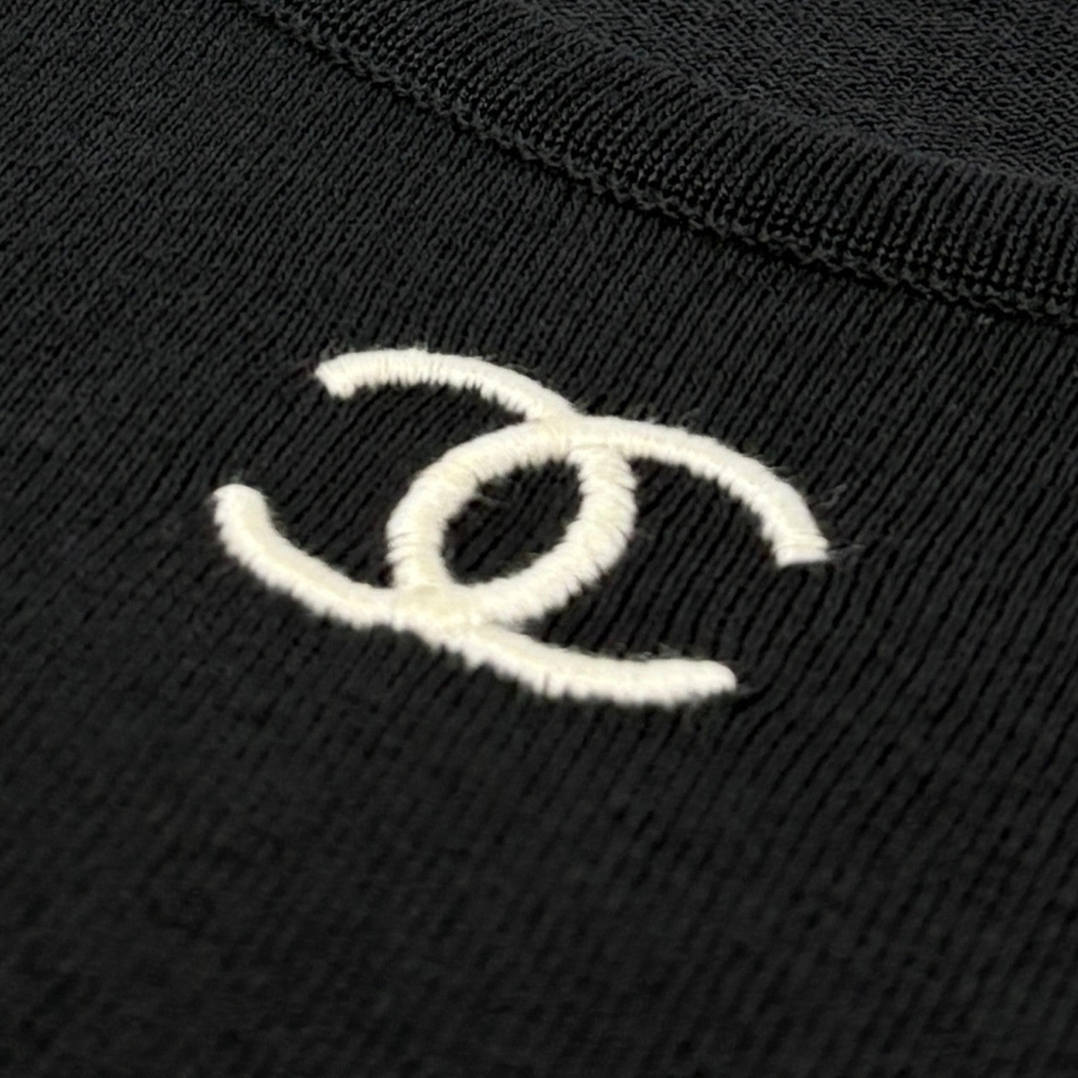 CHANEL Vintage 98P CC Mark Logo Summer Knit Tank Top #38 Black White Cotton