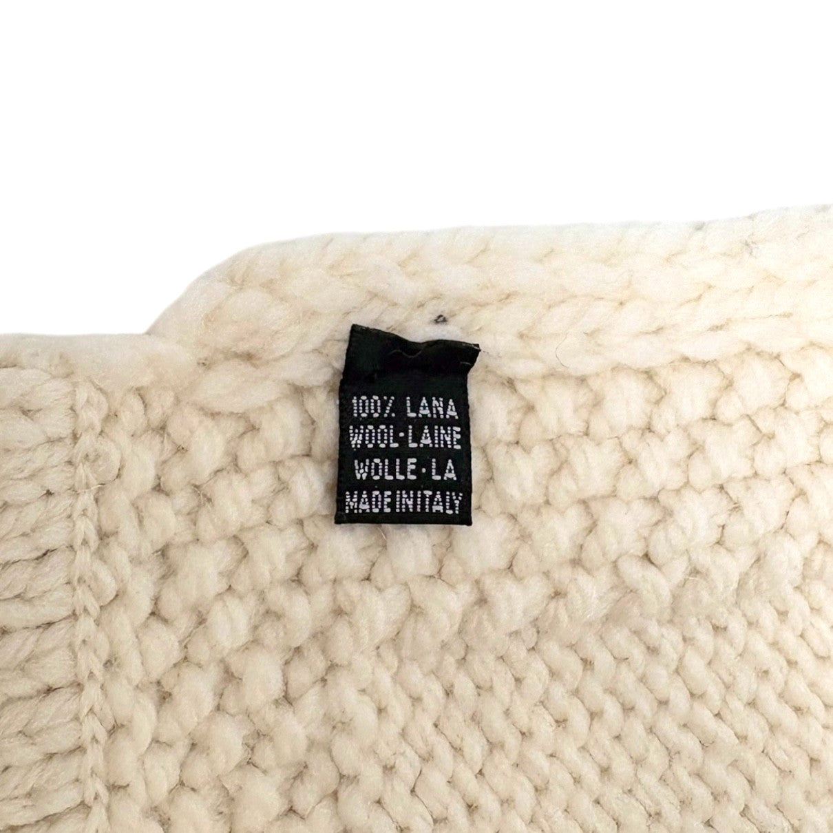 CHANEL Vintage CC Logo Knit Scarf Wrap Accessory Cream Wool Stitch