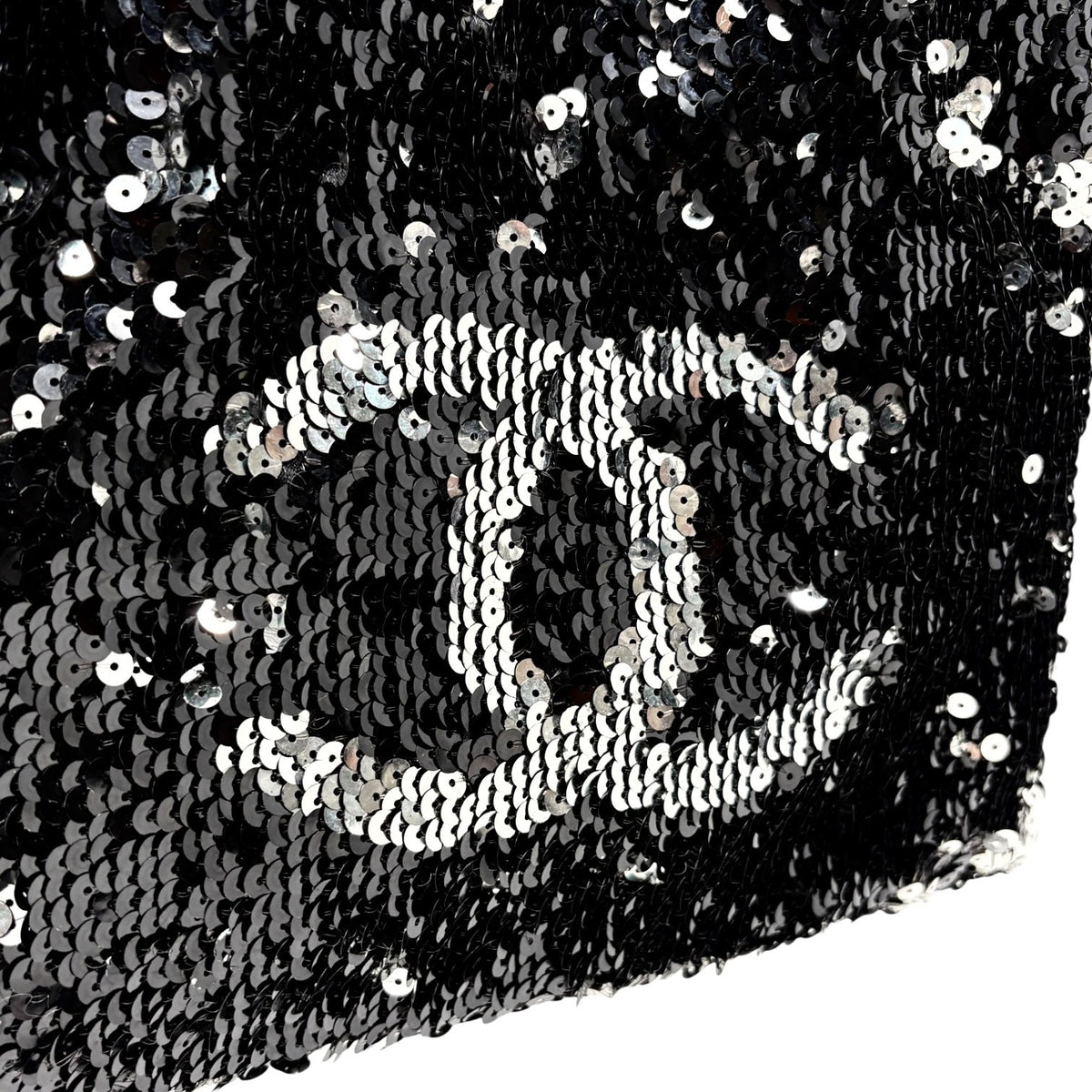 CHANEL Vintage CC Logo Sequins Chain Shoulder Bag Black Silver Leather 902342