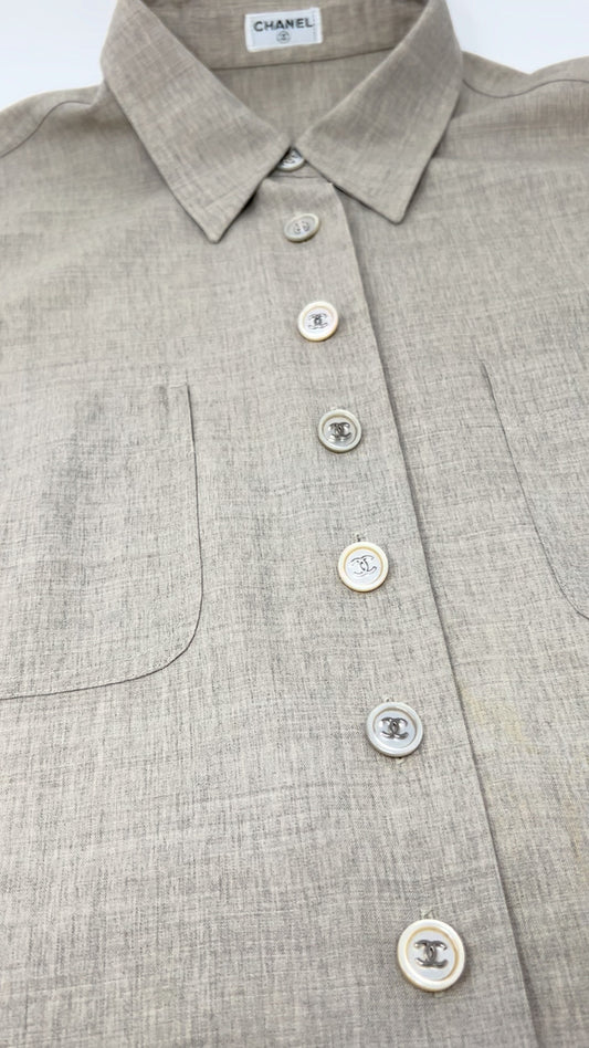 CHANEL Vintage CC Logo Button Up Shirt Blouse Top Beige Front Pocket Wool