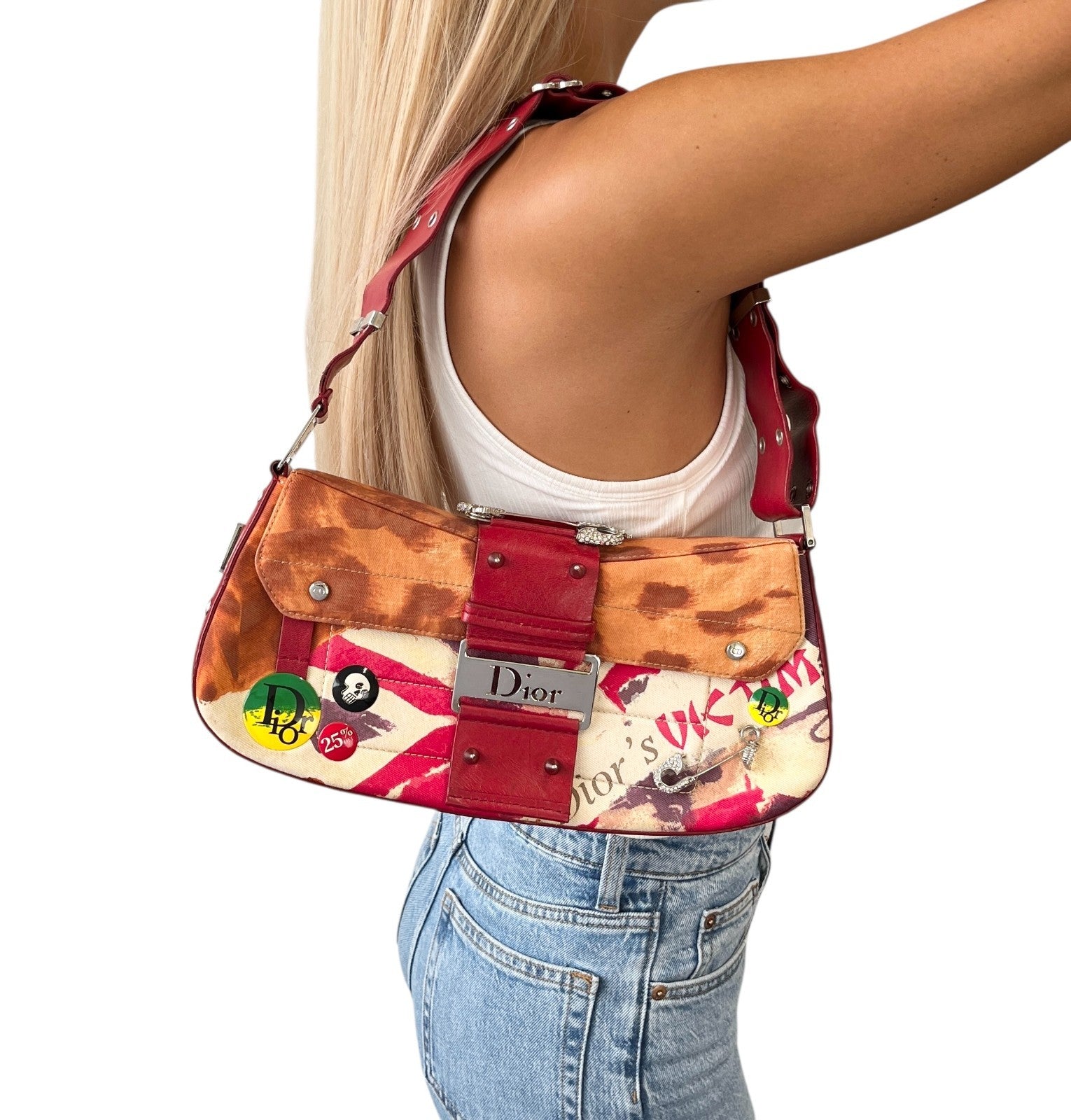 Christian Dior Vintage 2003 Logo Street Chic Columbus Victim Shoulder Bag Red