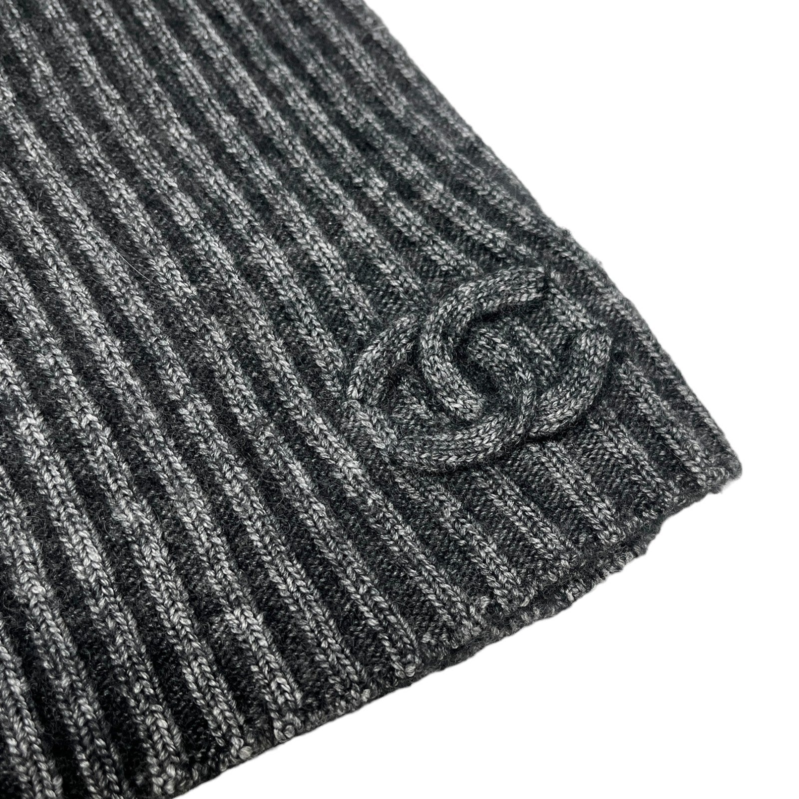 CHANEL Vintage P44578 CC Mark Turtleneck Sweater Top #36 Gray Cashmere RankAB+