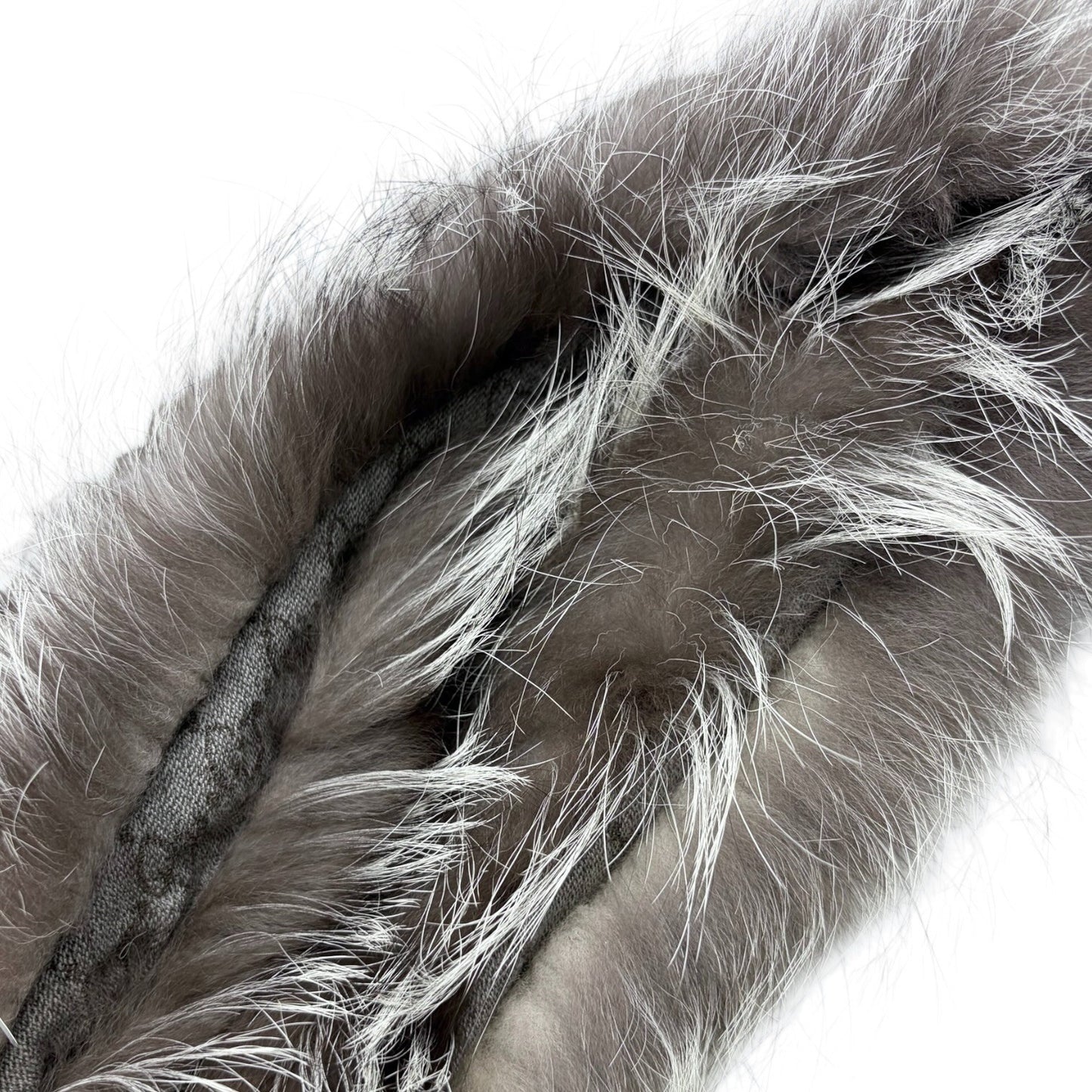 GUCCI Vintage GG Logo Monogram Fox Fur Shawl Scarf Wrap Gray Brown Wool 902253