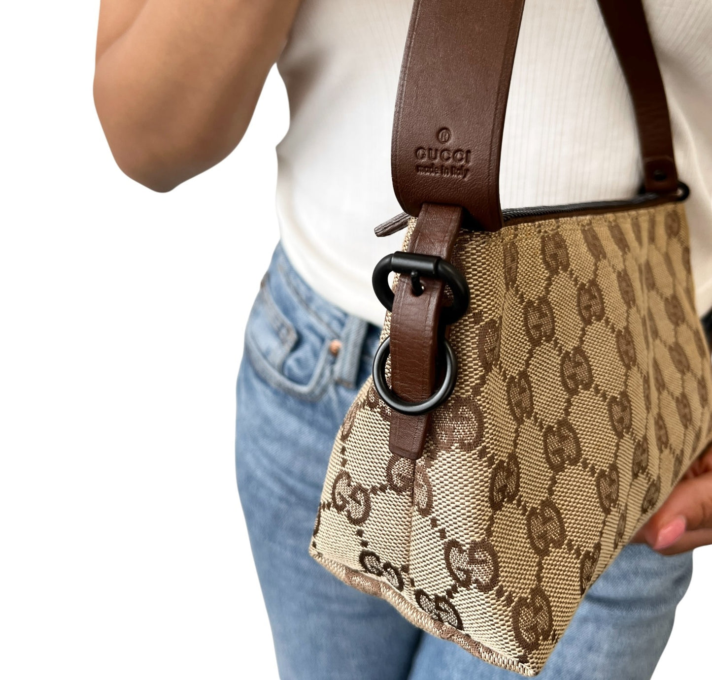 GUCCI Vintage GG Monogram Shoulder Bag Pochette Beige Brown Leather 902034
