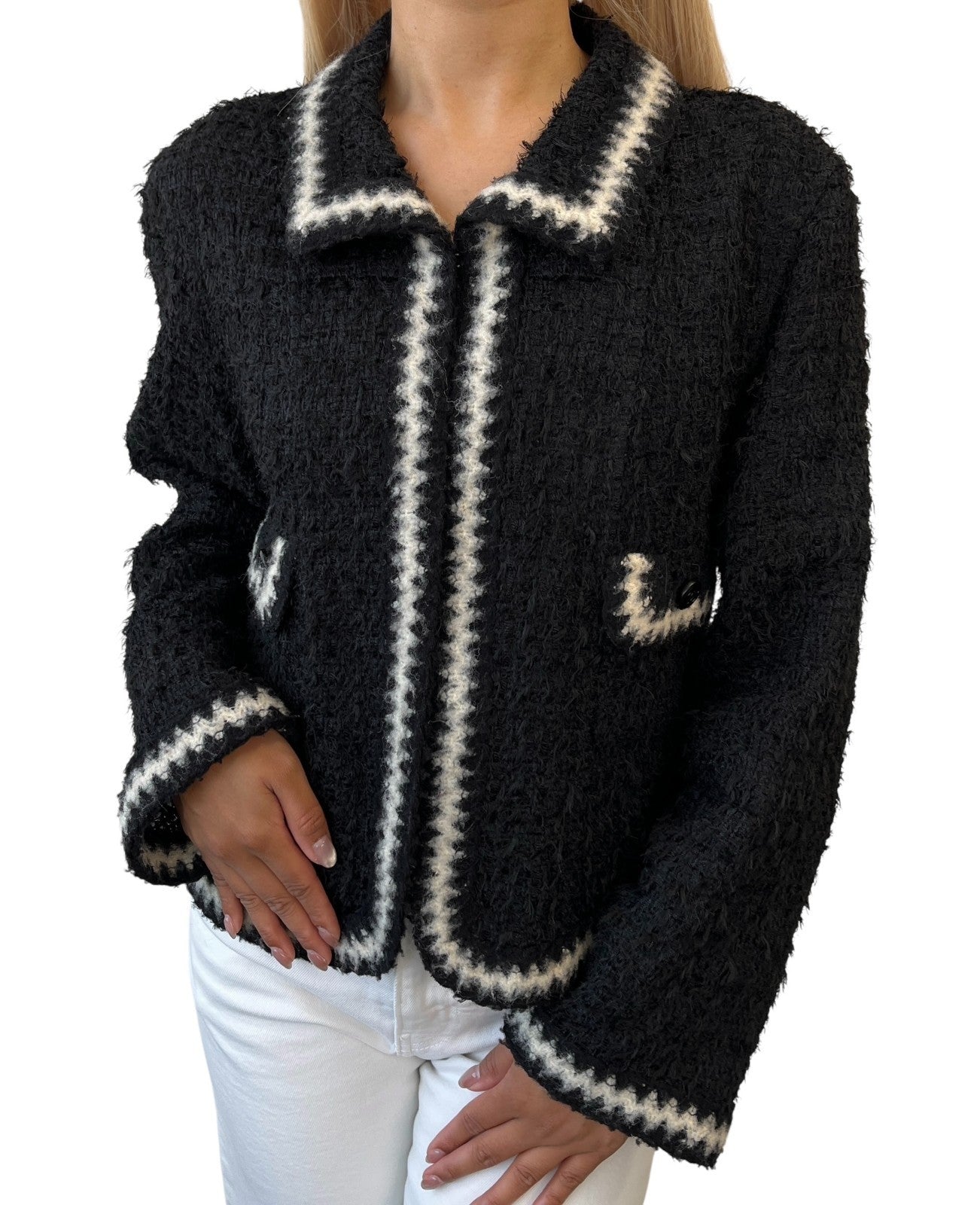 CHANEL Vintage 98A CC Mark Logo Button Tweed Jacket #38 Black White Wool