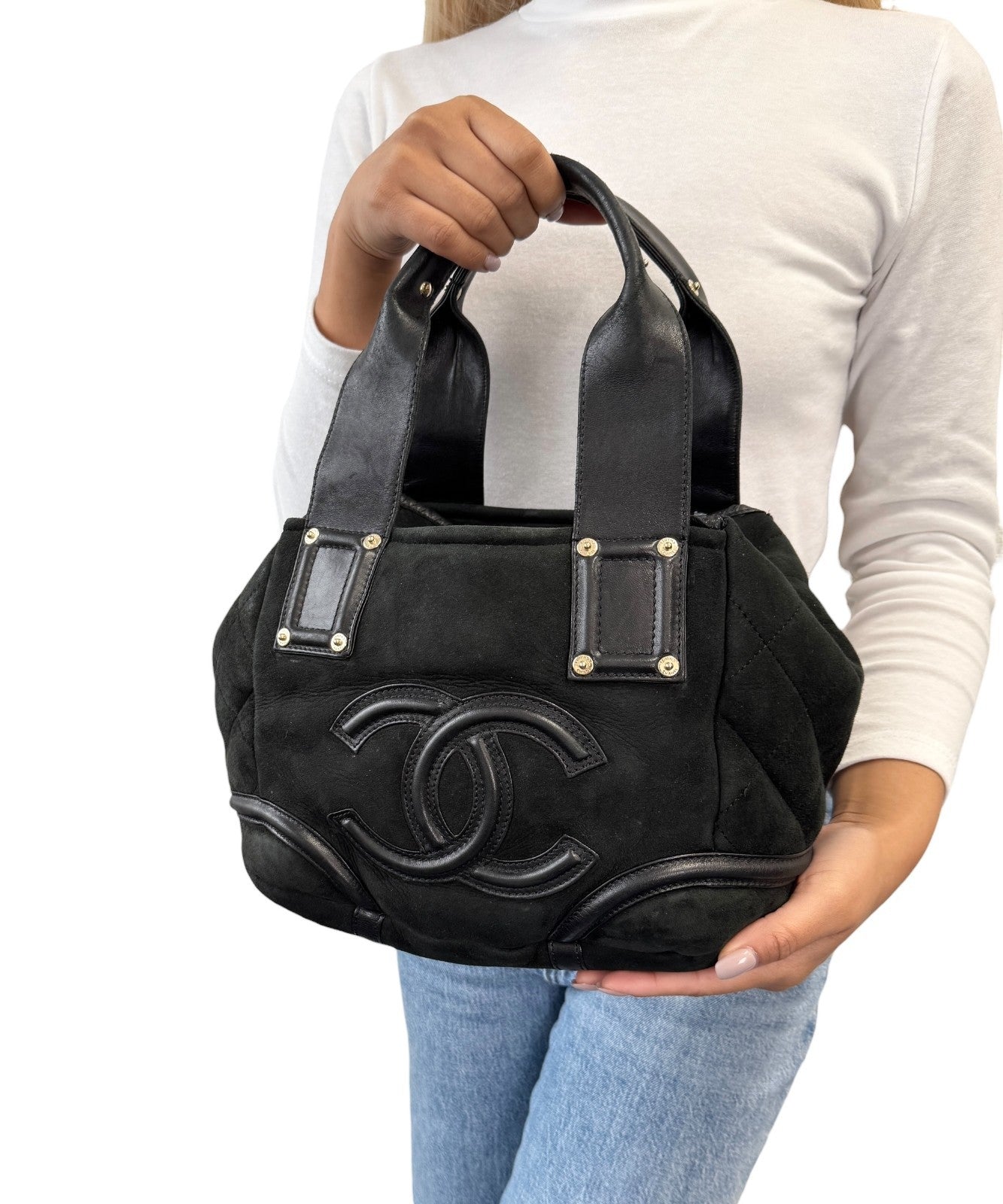 CHANEL Vintage 2006 CC Logo Shearling Tote Bag Handbag Black Gold Suede Mouton