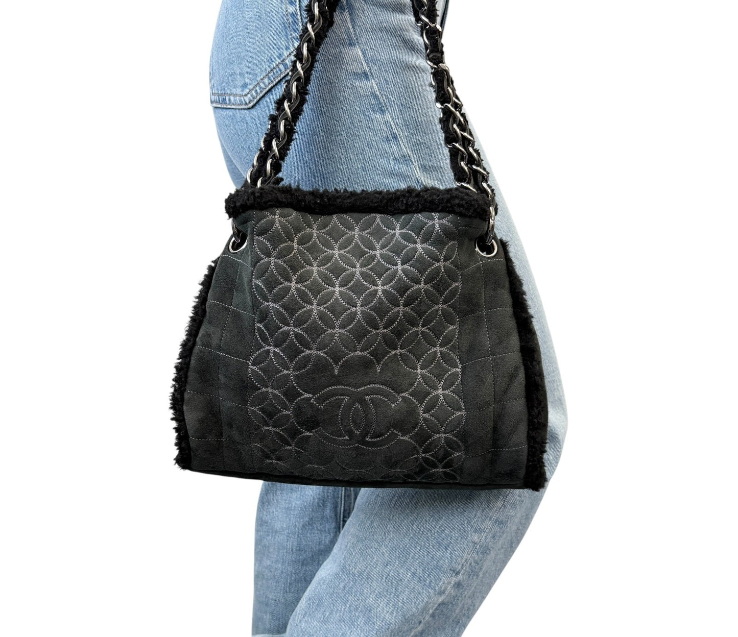 CHANEL Vintage Shearling Fur Shoulder Bag Pouch Mouton Black Chain CC Suede