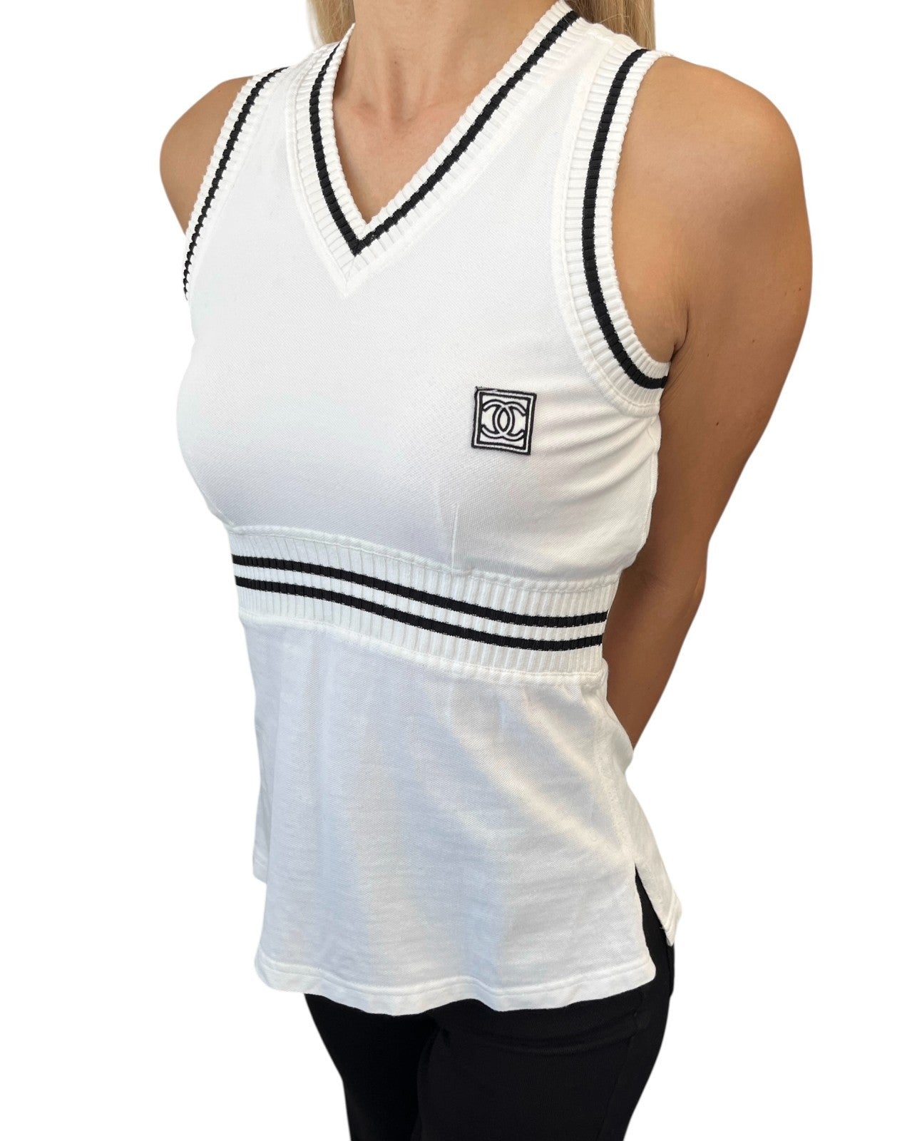 CHANEL Sport Vintage 04S CC Logo Patch Tank Top Tunic #38 White Black Cotton