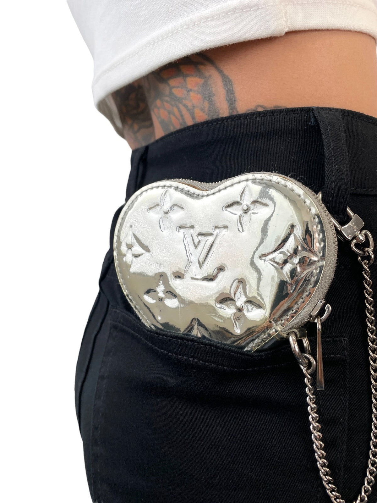 LOUIS VUITTON Vintage Monogram Miroir Porte Monnaie Coeur Coin Purse Silver