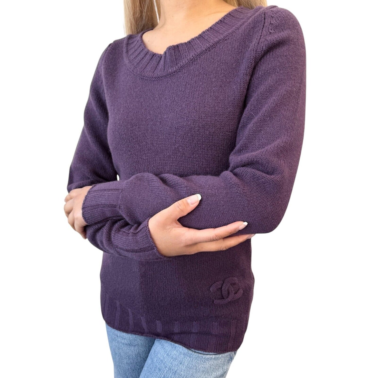 CHANEL Vintage P44576 CC Logo Sweater Top #34 Pullover Purple Cashmere