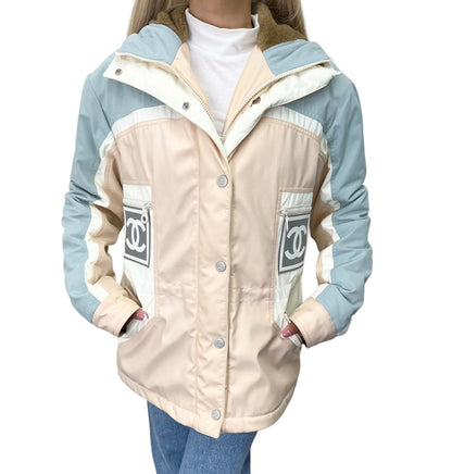 CHANEL Sport Vintage 01A CC Logo Puffer Ski Jacket Coat #38 Beige Blue 902810