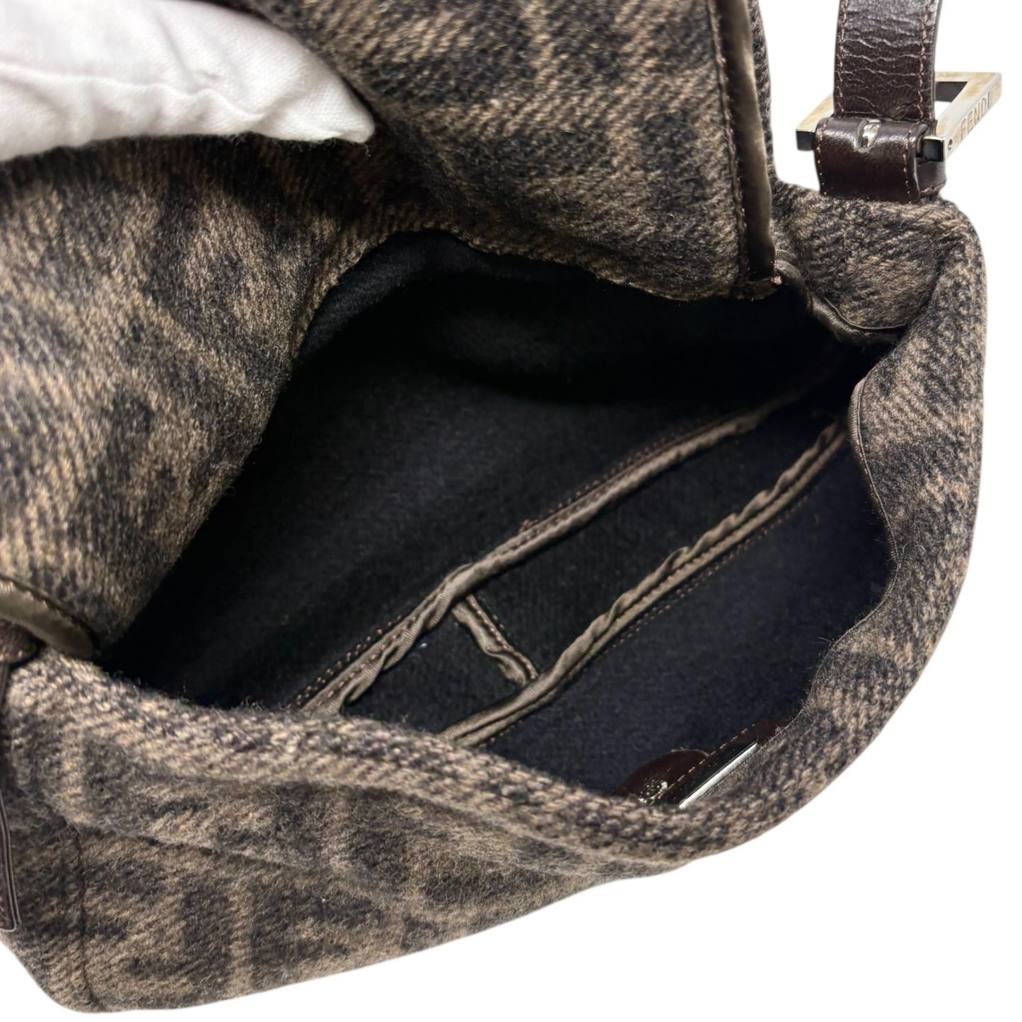 FENDI Vintage FF Logo Mamma Baguette Shoulder Bag Brown Silver Wool Knit 902212