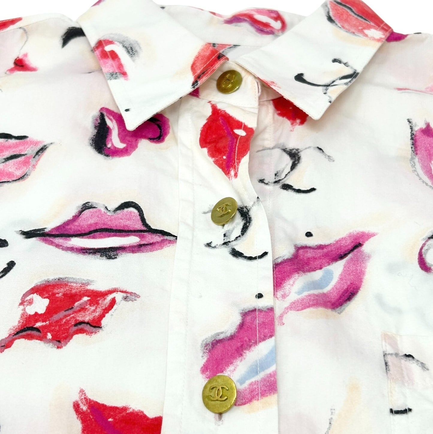CHANEL Vintage 1995 CC Logo Long Sleeve Shirt Blouse White Button Lip Cotton